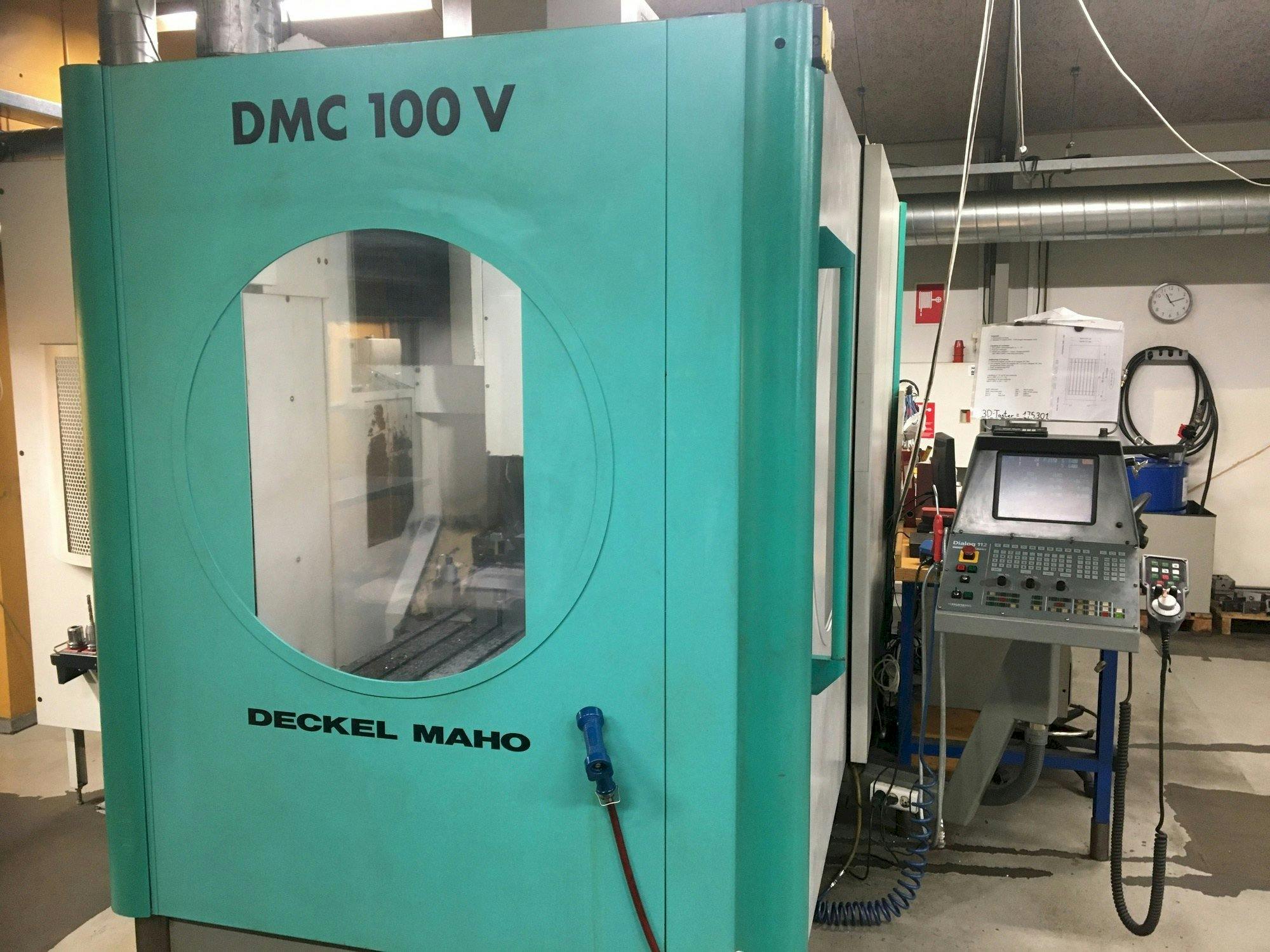 DECKEL DMC 100V Mašinos vaizdas iš priekio