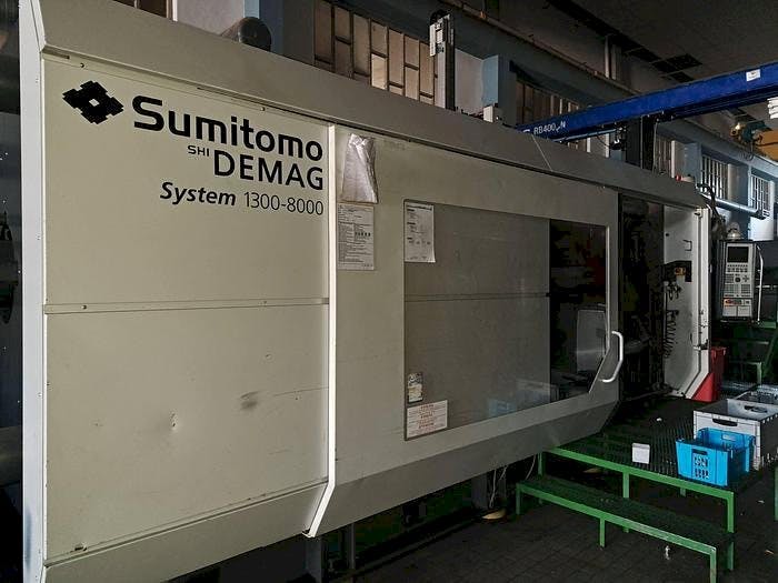Sumitomo Demag 1300-8000 Mašinos vaizdas iš priekio