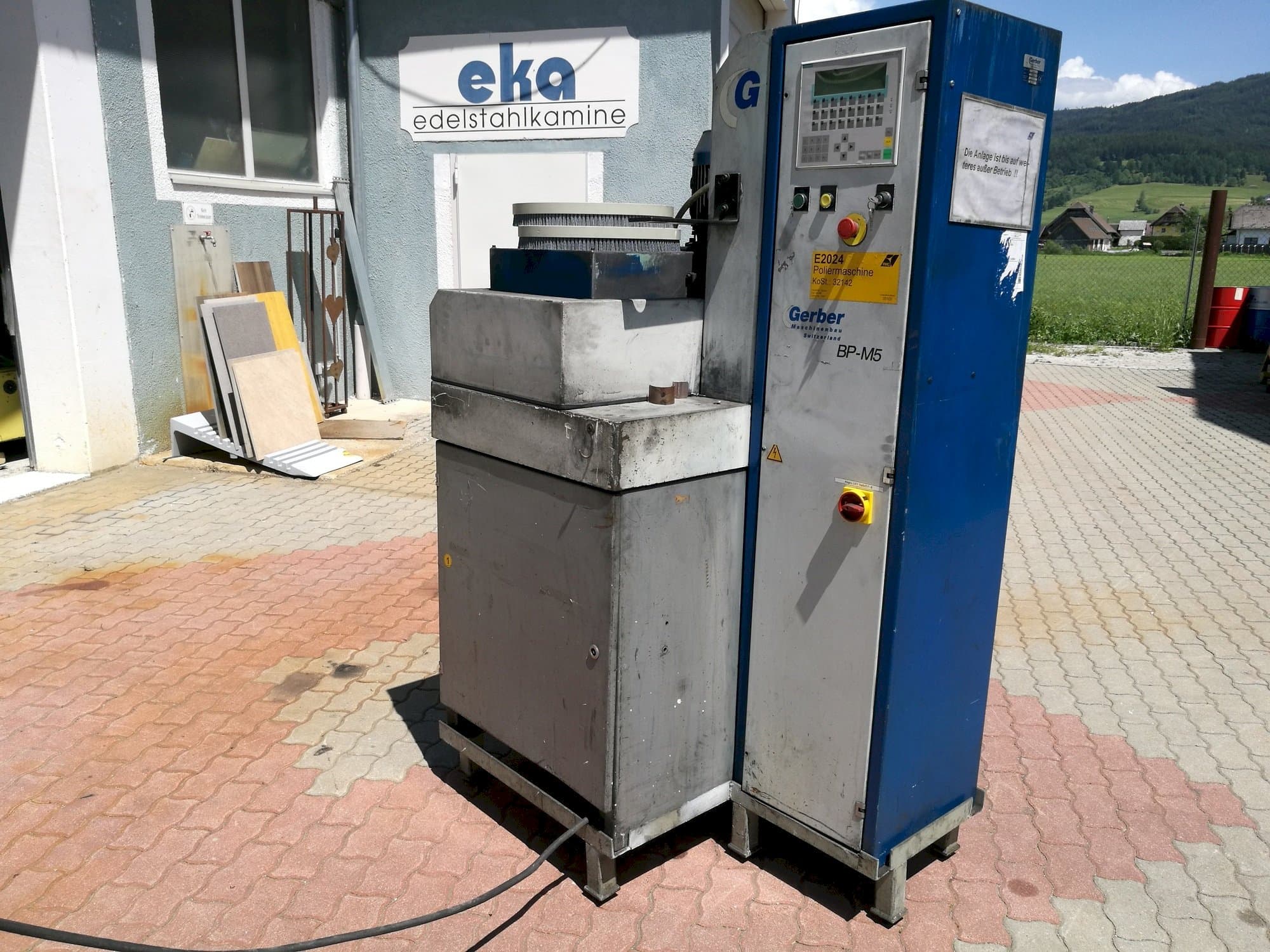 Gerber BP-M5 Mašinos vaizdas iš priekio