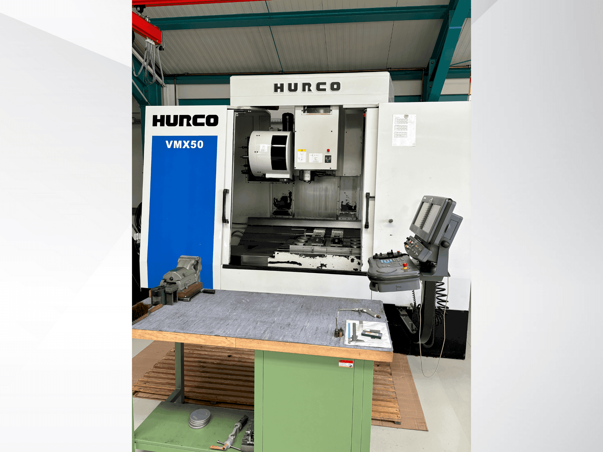 Hurco VMX50 Mašinos vaizdas iš priekio