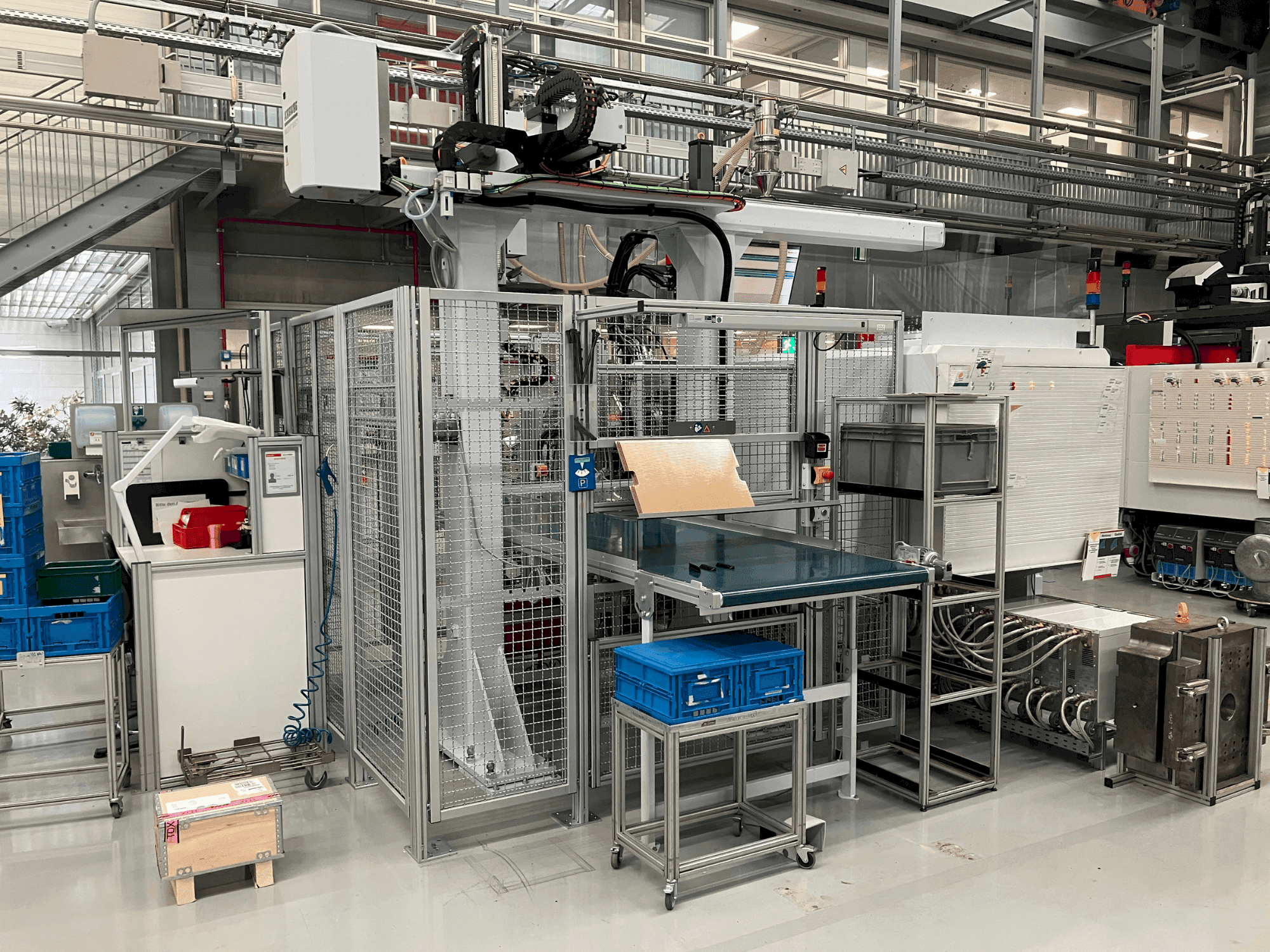 Arburg Allrounder 520 S 1600-400/170 Mašinos vaizdas iš priekio