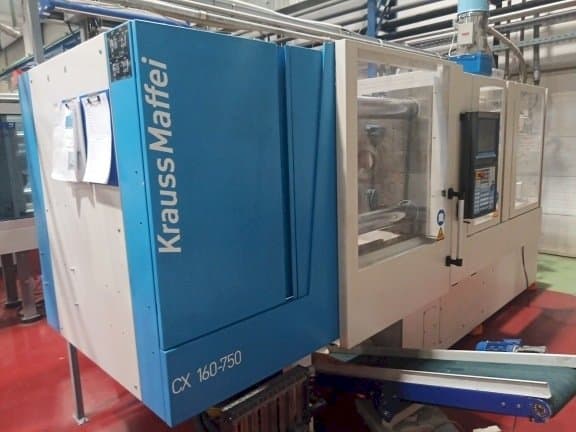 Krauss Maffei KM 160-750 CX Mašinos vaizdas iš priekio