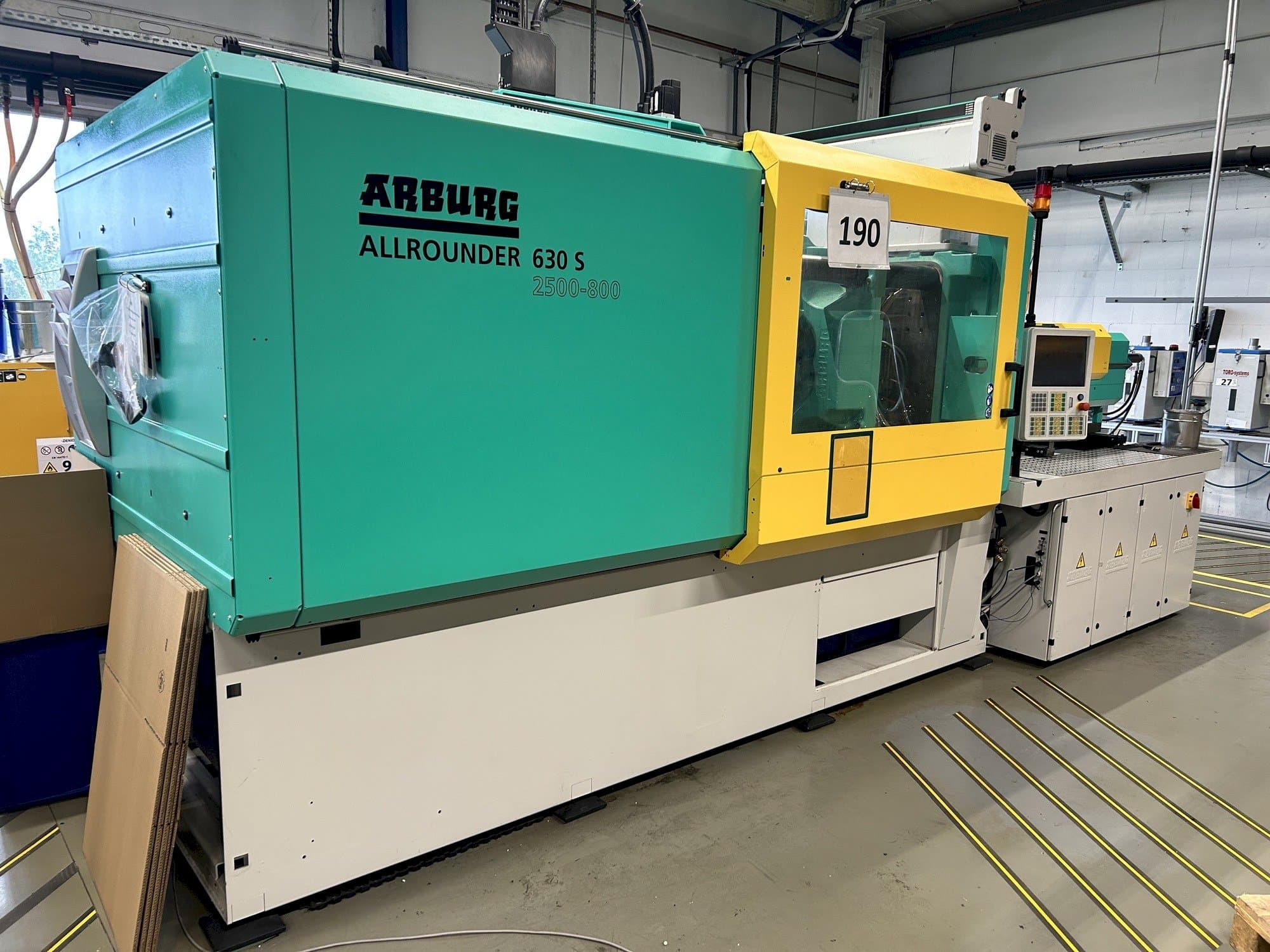Arburg Allrounder 630S 2500-800 (2016) Mašinos vaizdas iš priekio