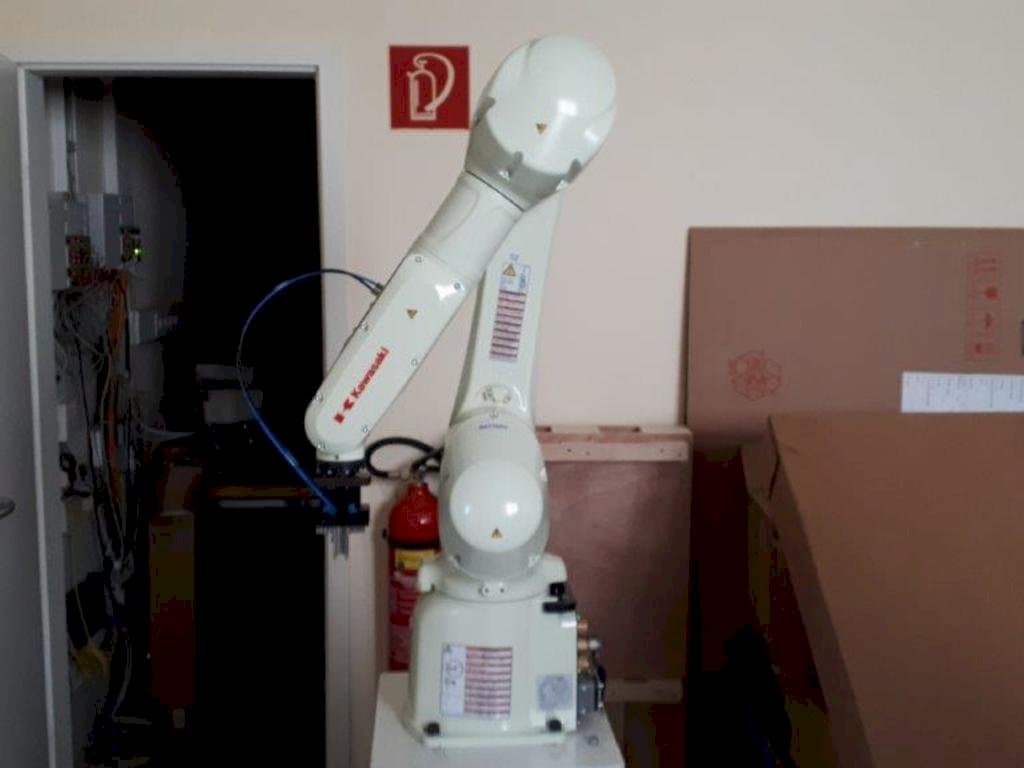 Kawasaki RS007L Mašinos vaizdas iš priekio