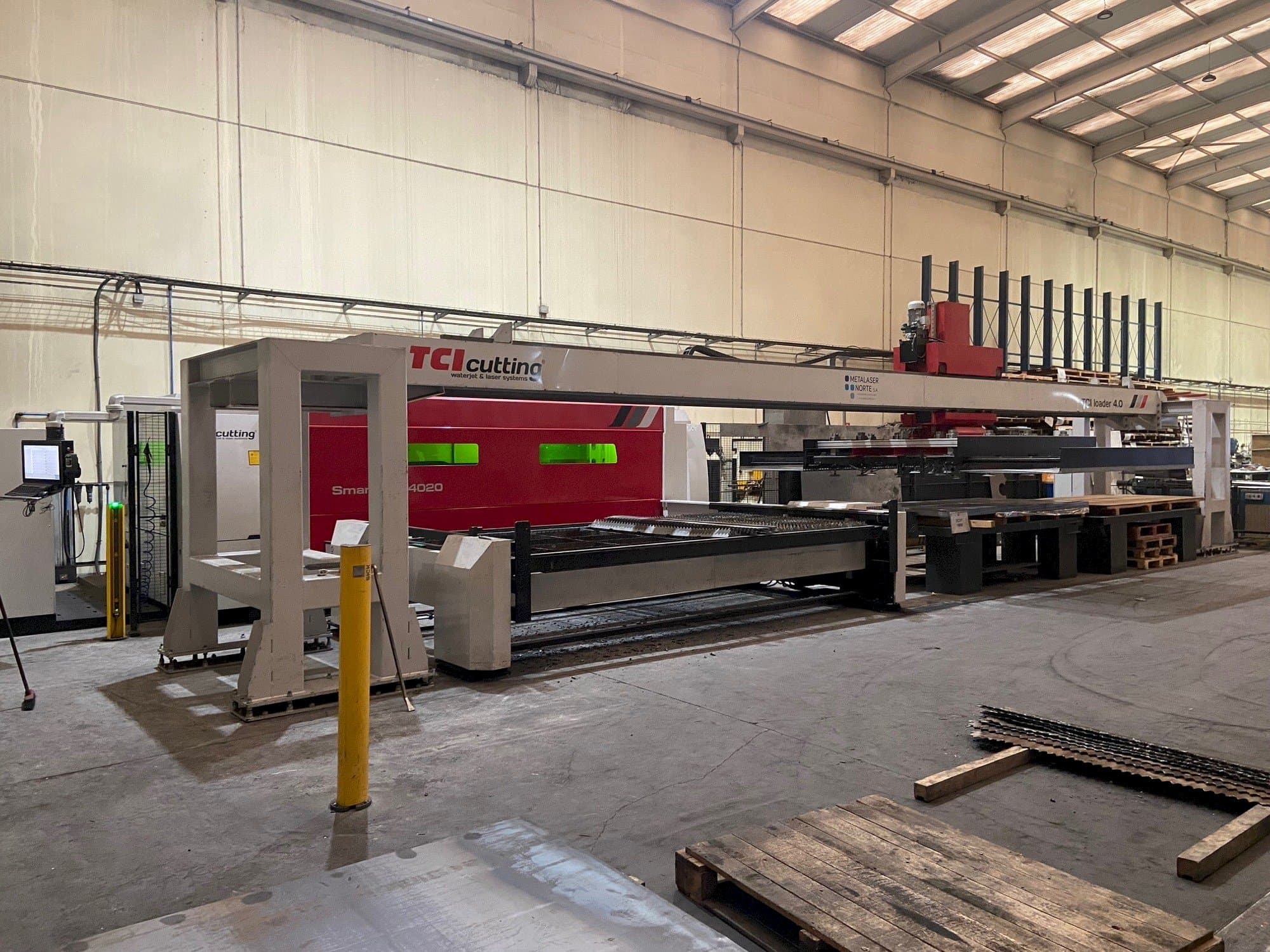 TCI Smartline Fiber 4020 Mašinos vaizdas iš priekio