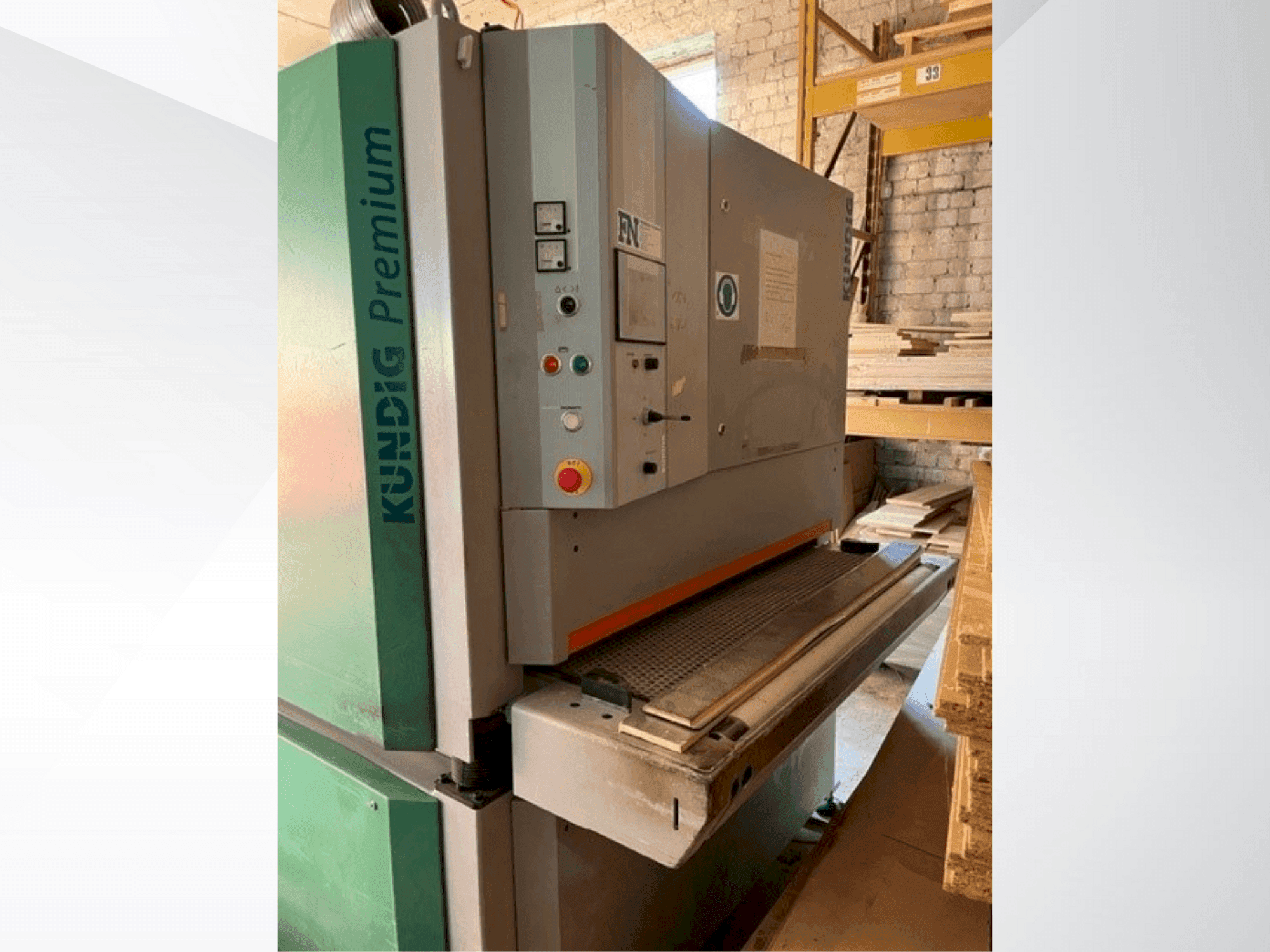 Kundig Premium-2 1100-RE Mašinos vaizdas iš priekio