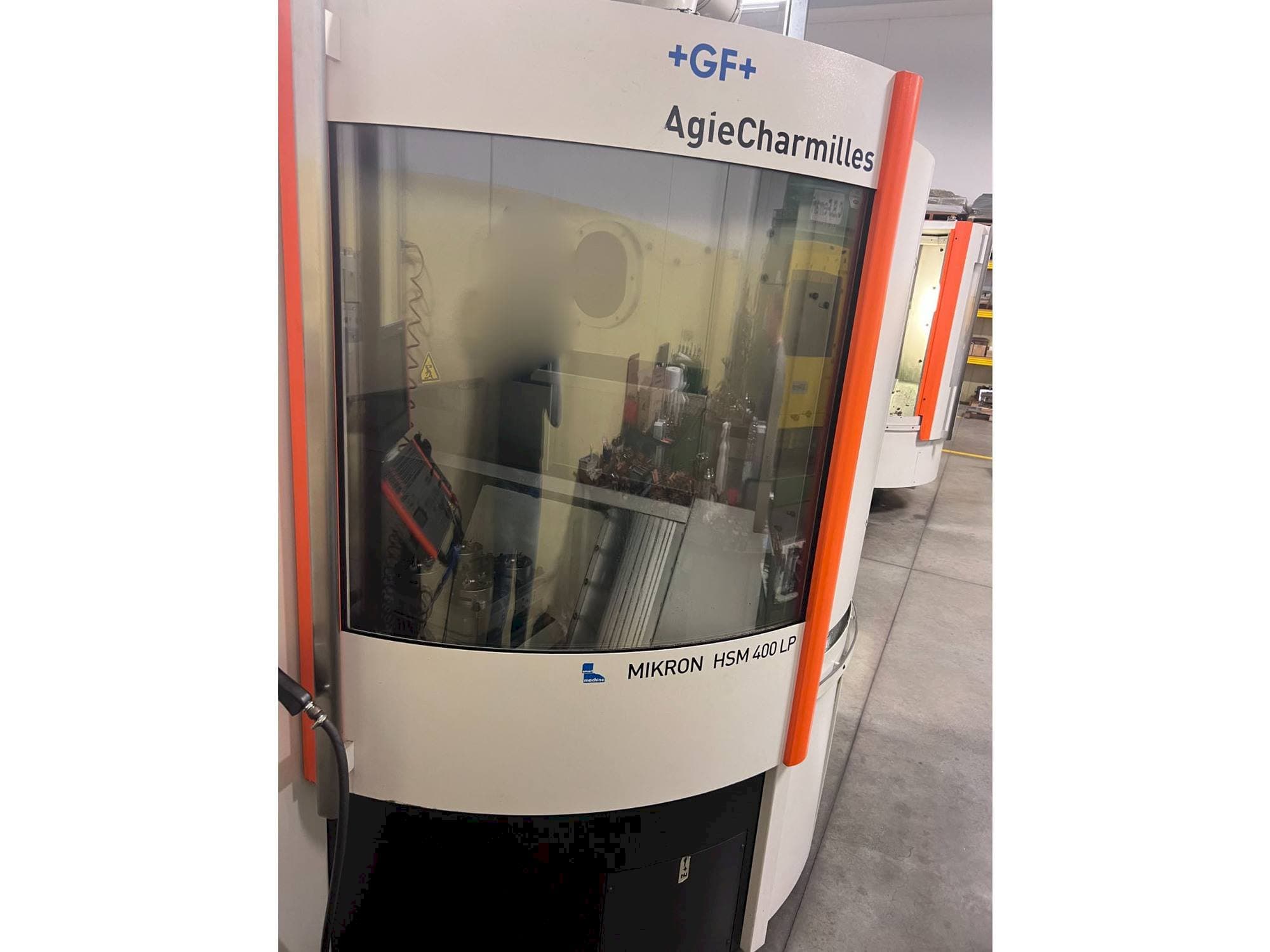 AgieCharmilles MIKRON HSM 400 LP Mašinos vaizdas iš priekio