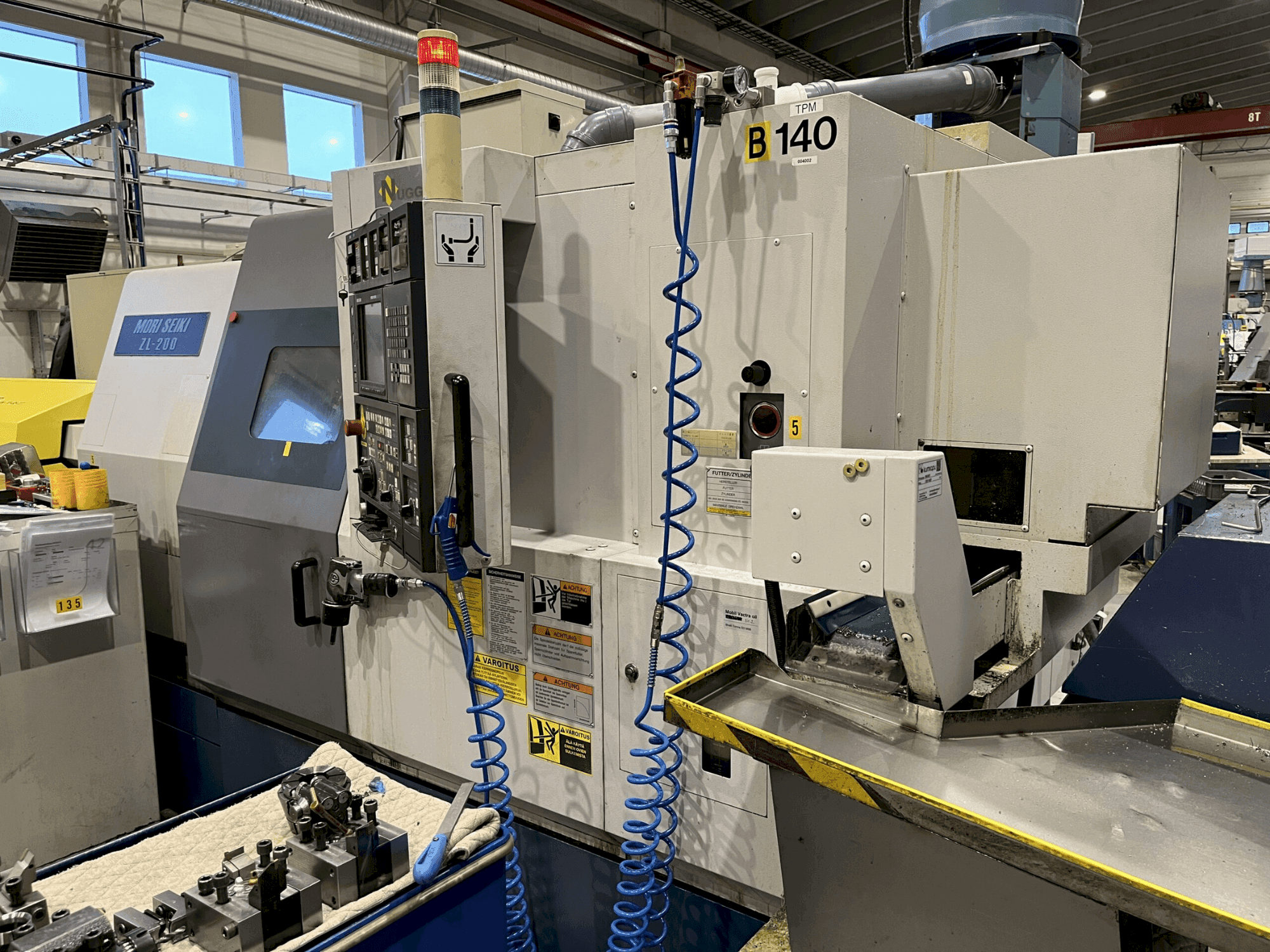 MORI SEIKI ZL-200 SMC Mašinos vaizdas iš priekio