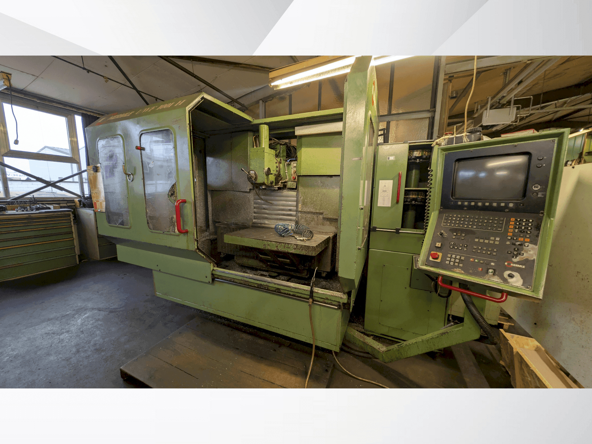 HERMLE 1001 Mašinos vaizdas iš priekio