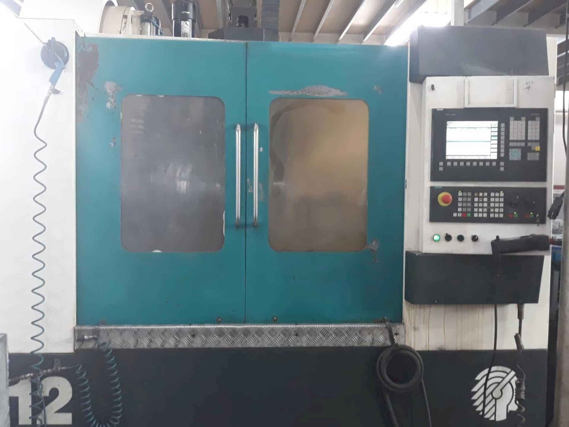 Huron VX12 Mašinos vaizdas iš priekio