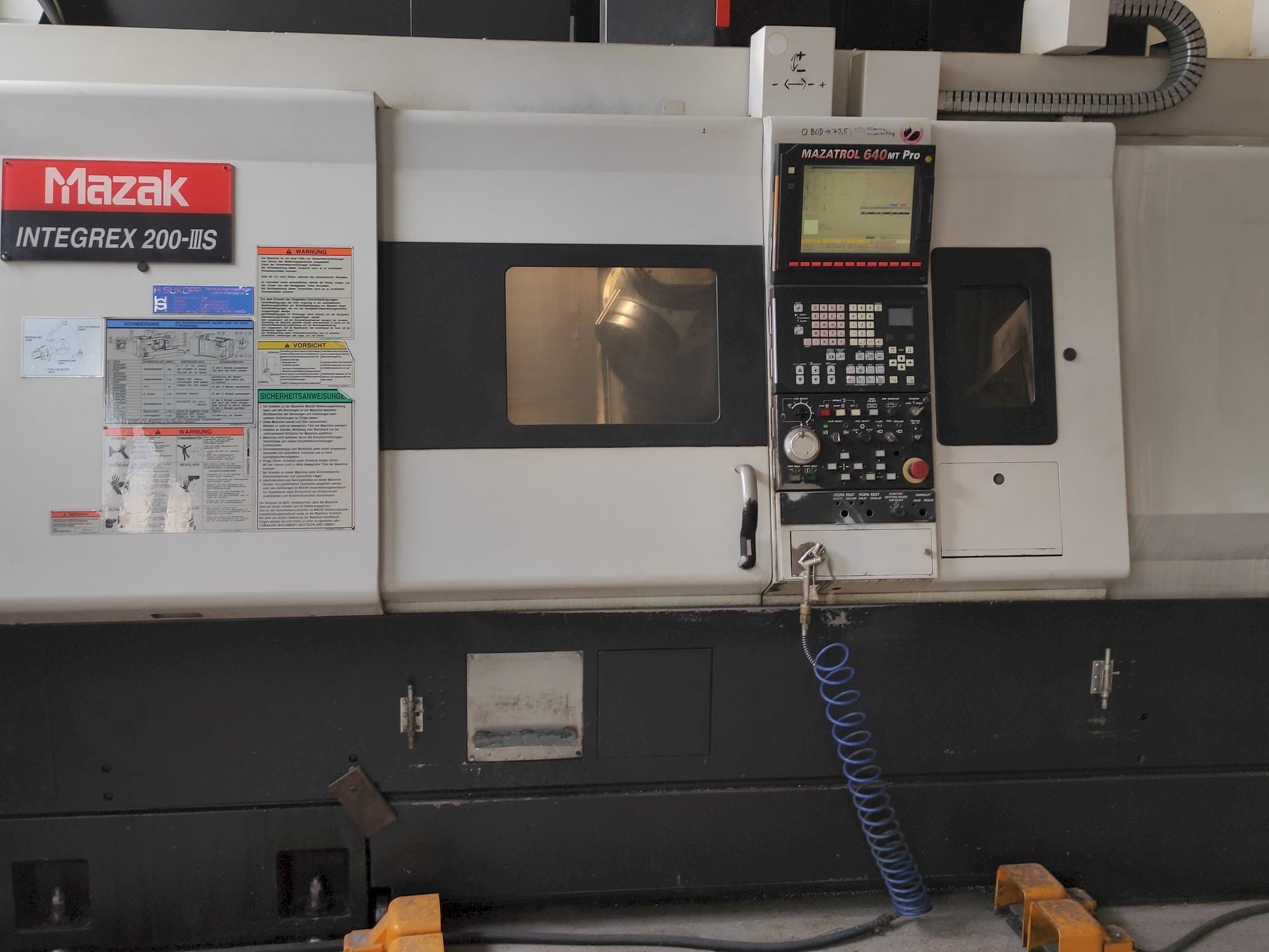 Mazak Integrex 200-III S Mašinos vaizdas iš priekio