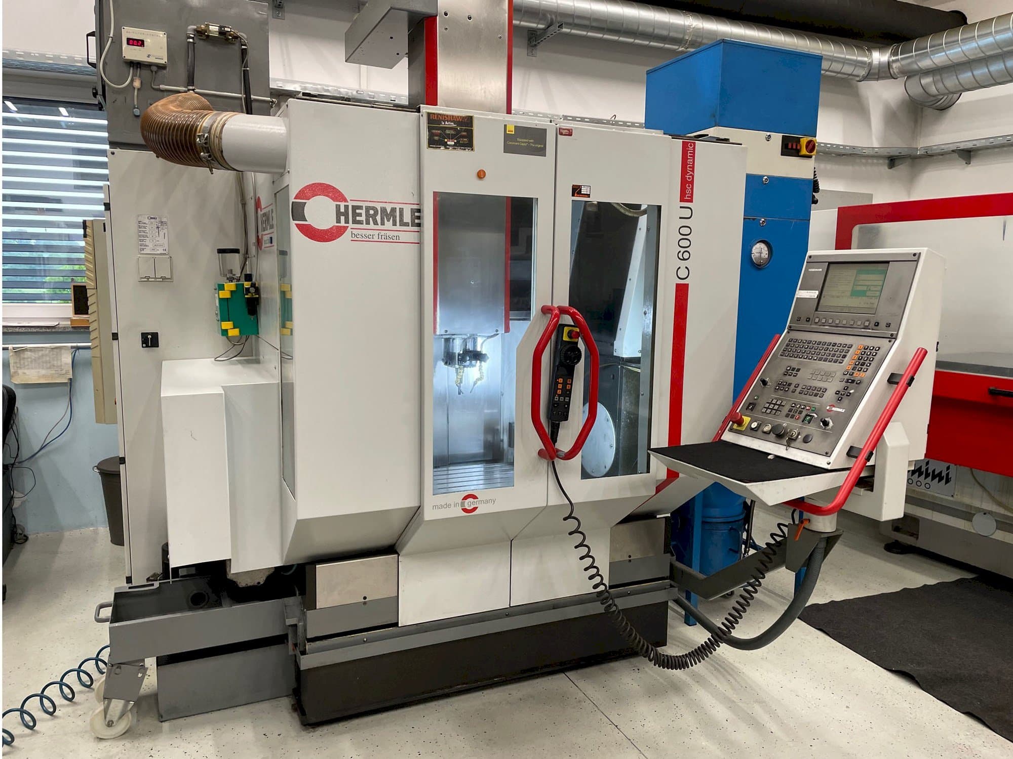 HERMLE C600U Mašinos vaizdas iš priekio