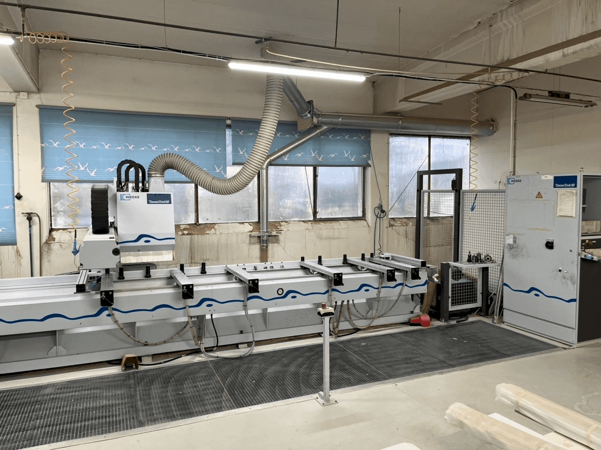 Weeke BHC 280.3 Mašinos vaizdas iš priekio