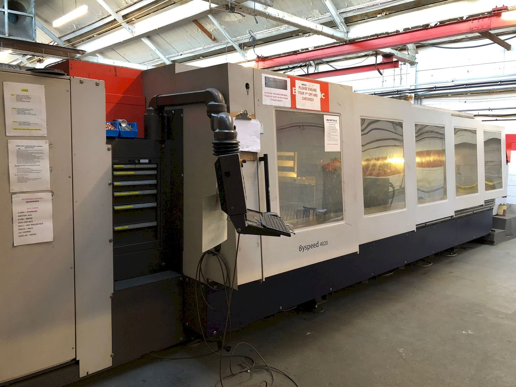 Bystronic BySpeed 4020 Mašinos vaizdas iš priekio