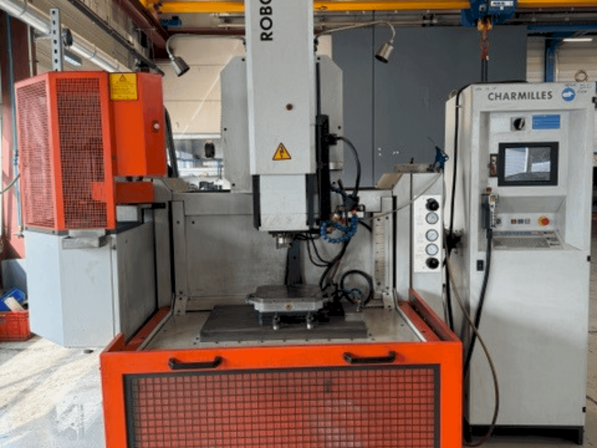 CHARMILLES ROBOFORM 55P Mašinos vaizdas iš priekio