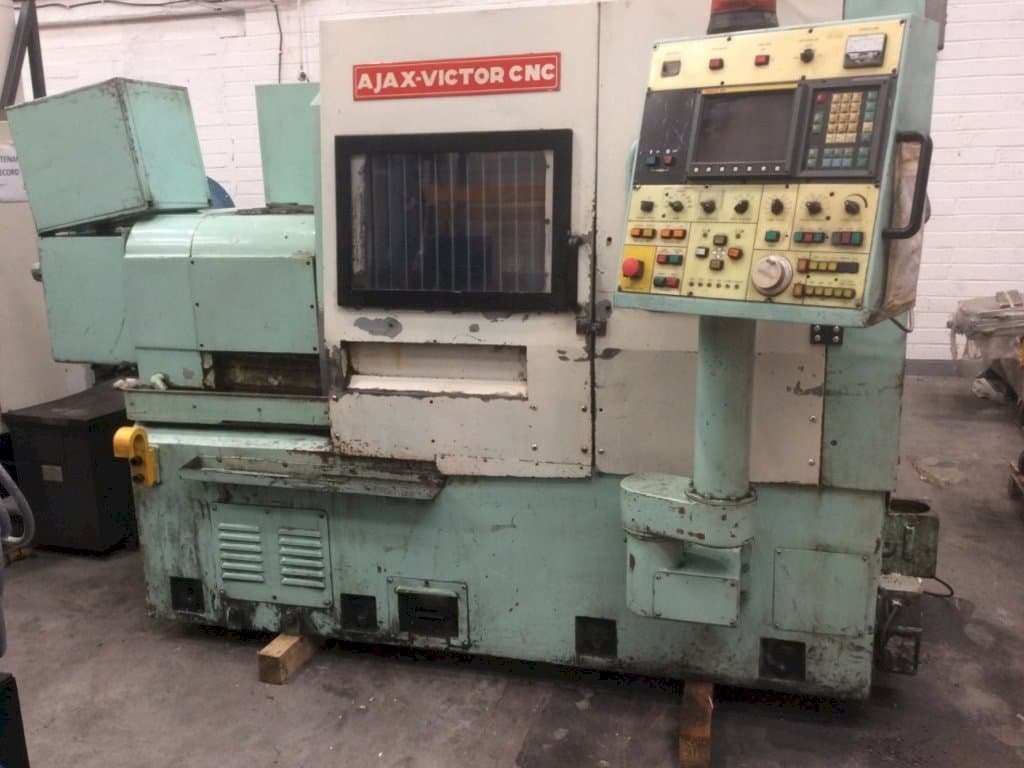 Victor TNS-3H Mašinos vaizdas iš priekio