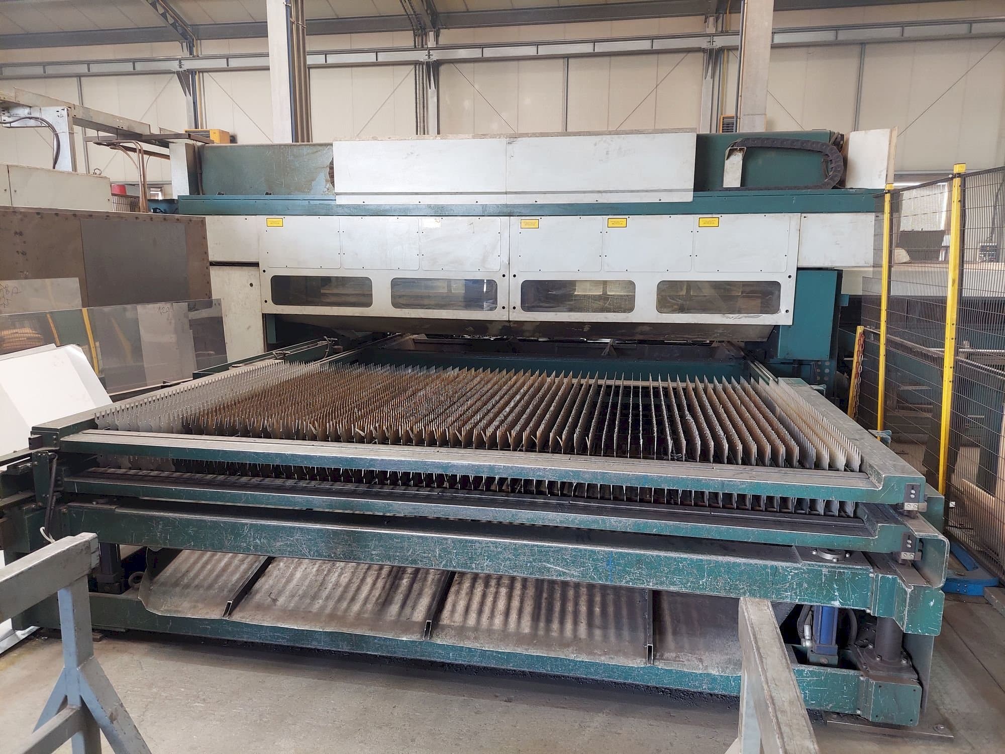 ADIGE LT COMBO Mašinos vaizdas iš priekio