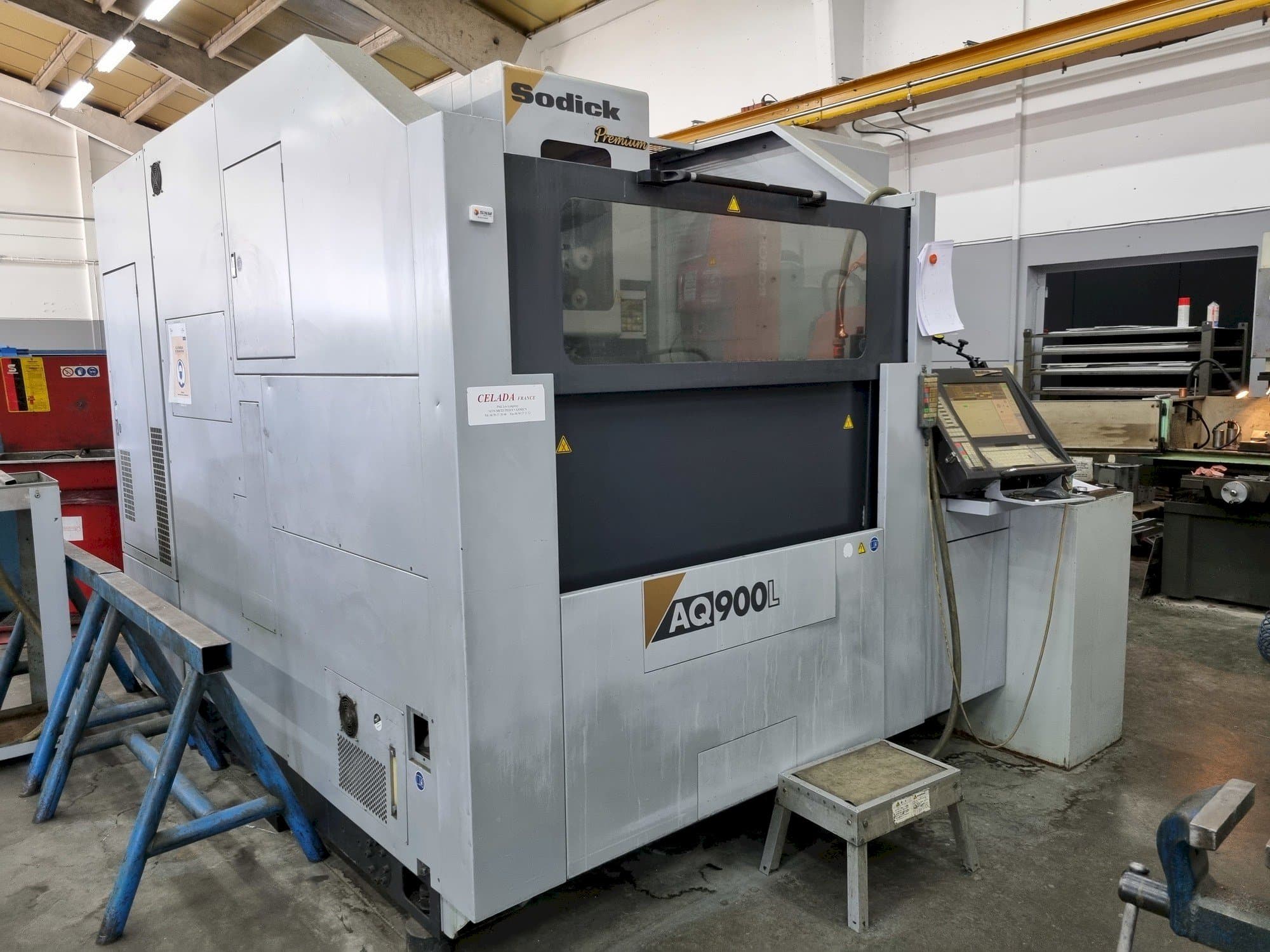 Sodick AQ900L Mašinos vaizdas iš priekio