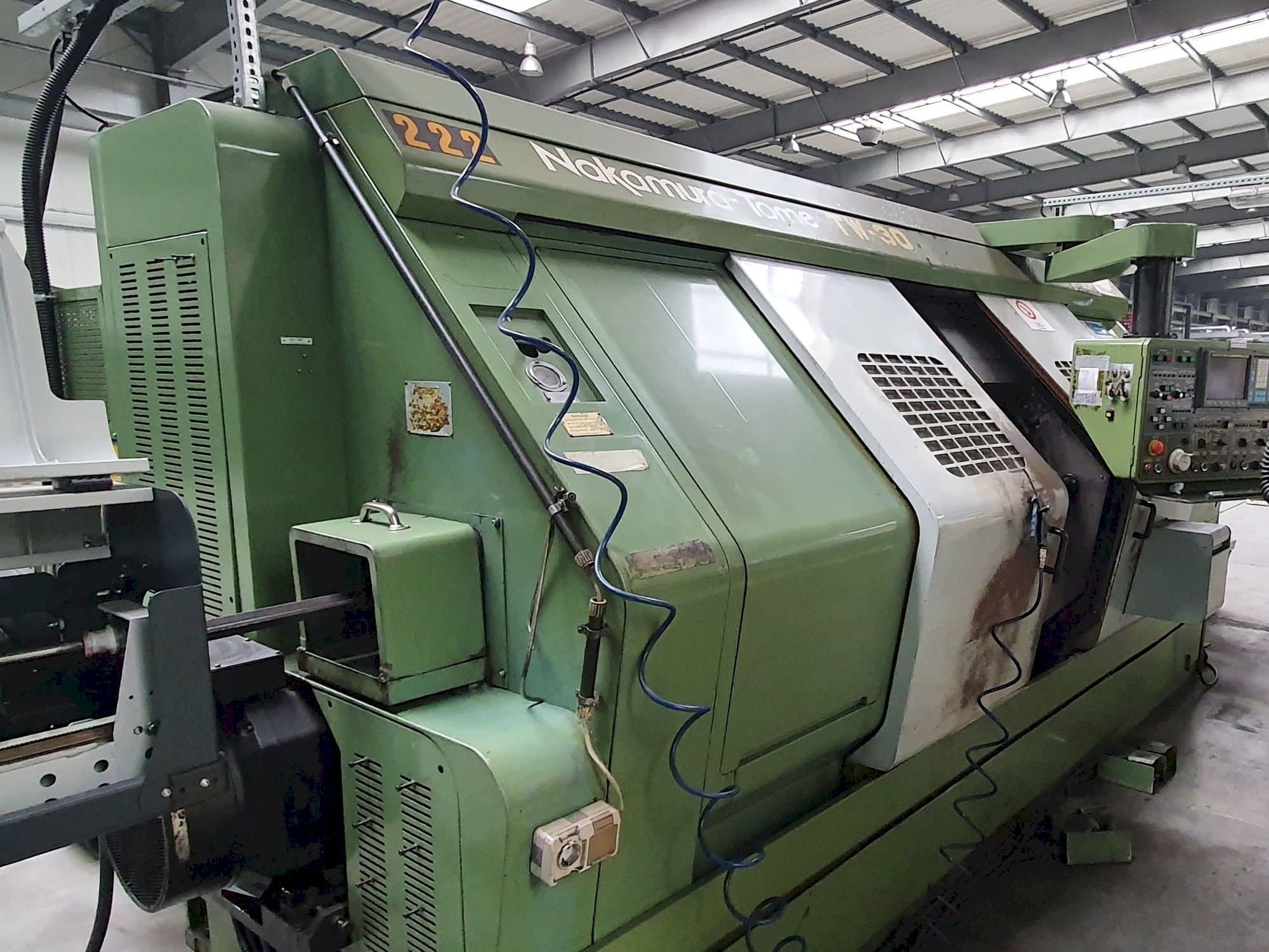 NAKAMURA-TOME TW-30 Mašinos vaizdas iš priekio