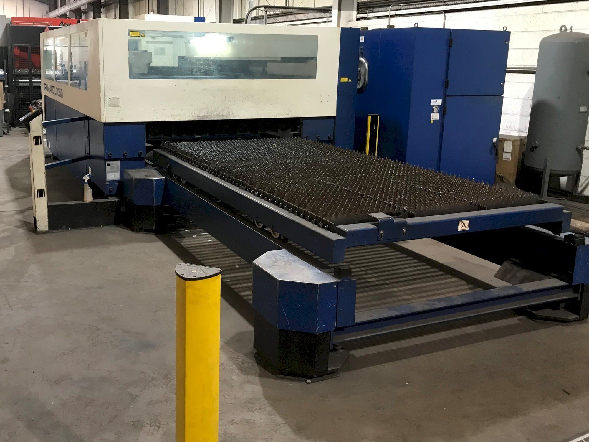 Trumpf Trumatic L3050 Mašinos vaizdas iš priekio