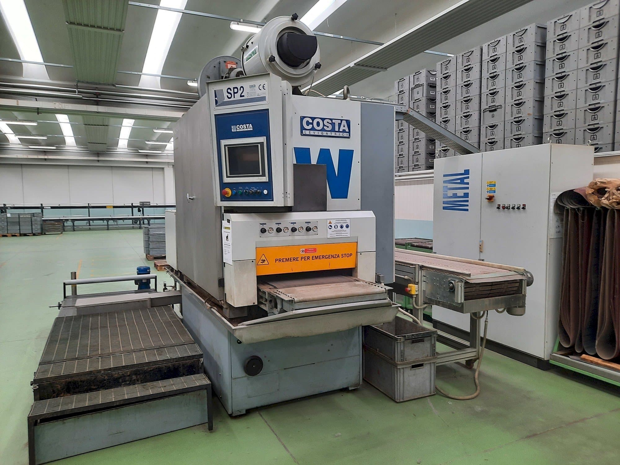 Costa CCCC 600 Mašinos vaizdas iš priekio