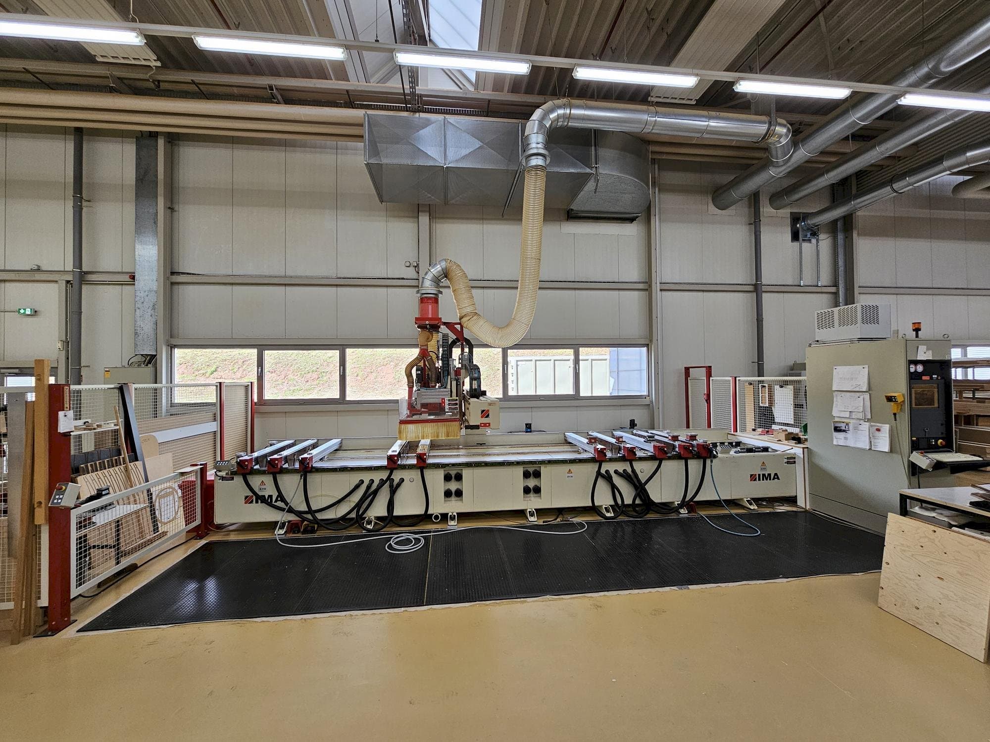 IMA BIMA/410/120/600 Mašinos vaizdas iš priekio