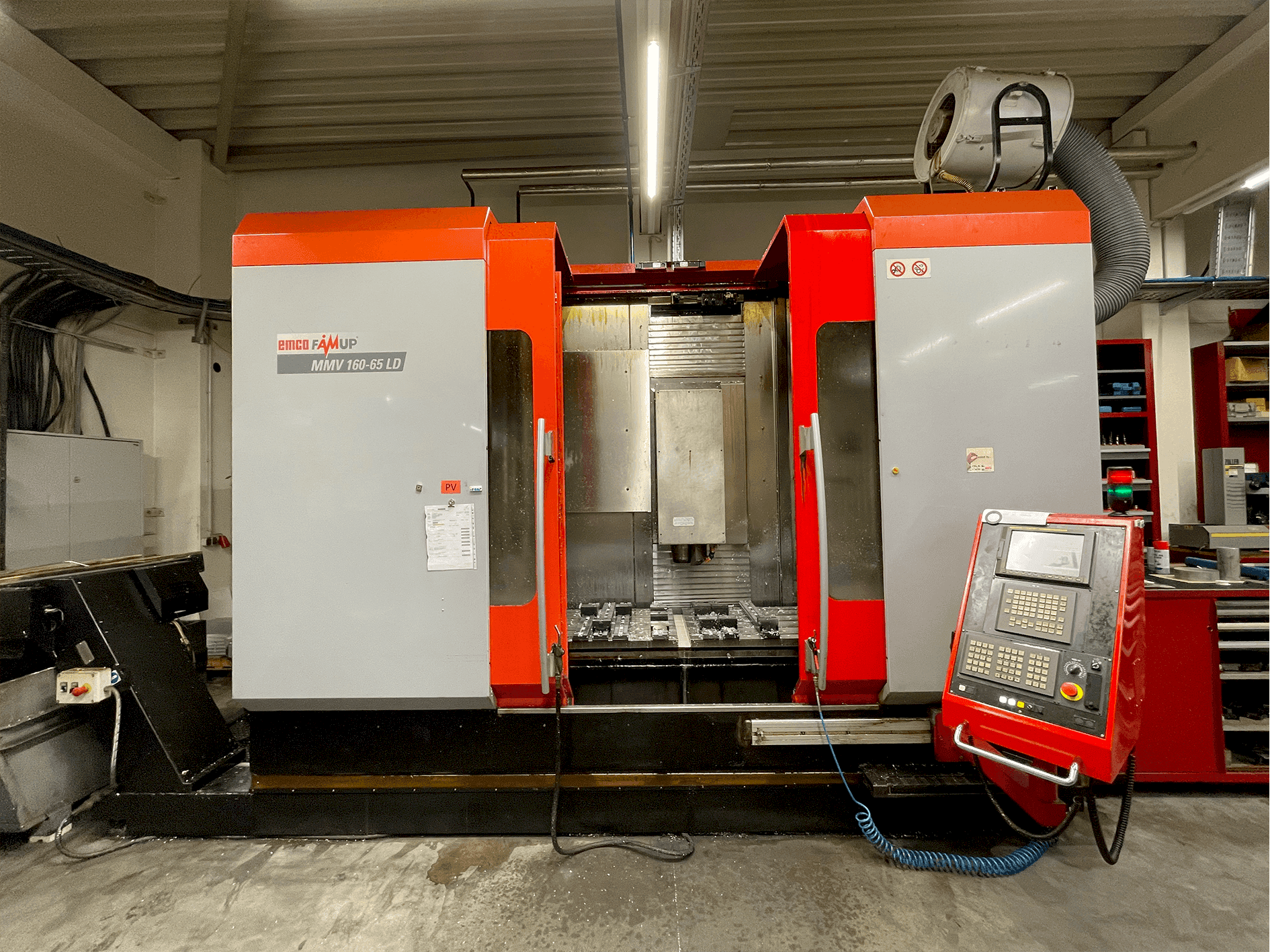 EMCO Famup MMV-160-65LD Mašinos vaizdas iš priekio