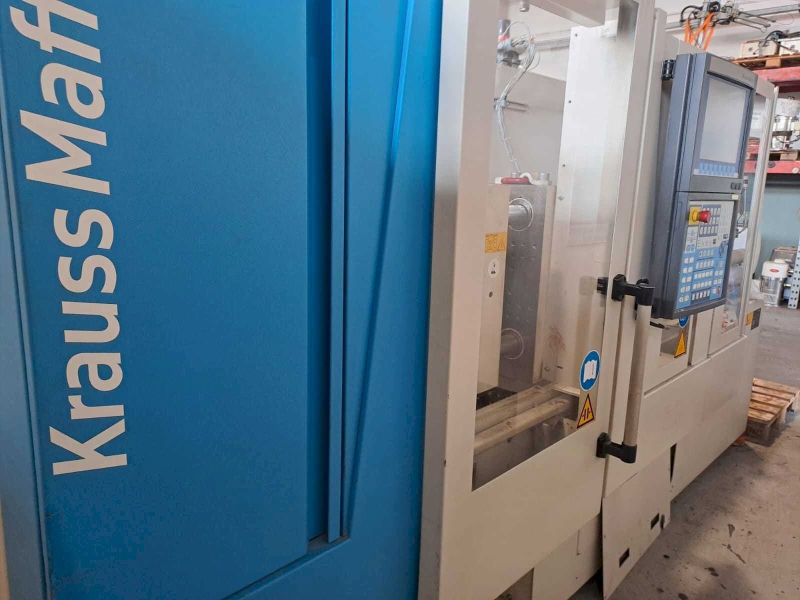 Krauss Maffei 35-180CX Mašinos vaizdas iš priekio