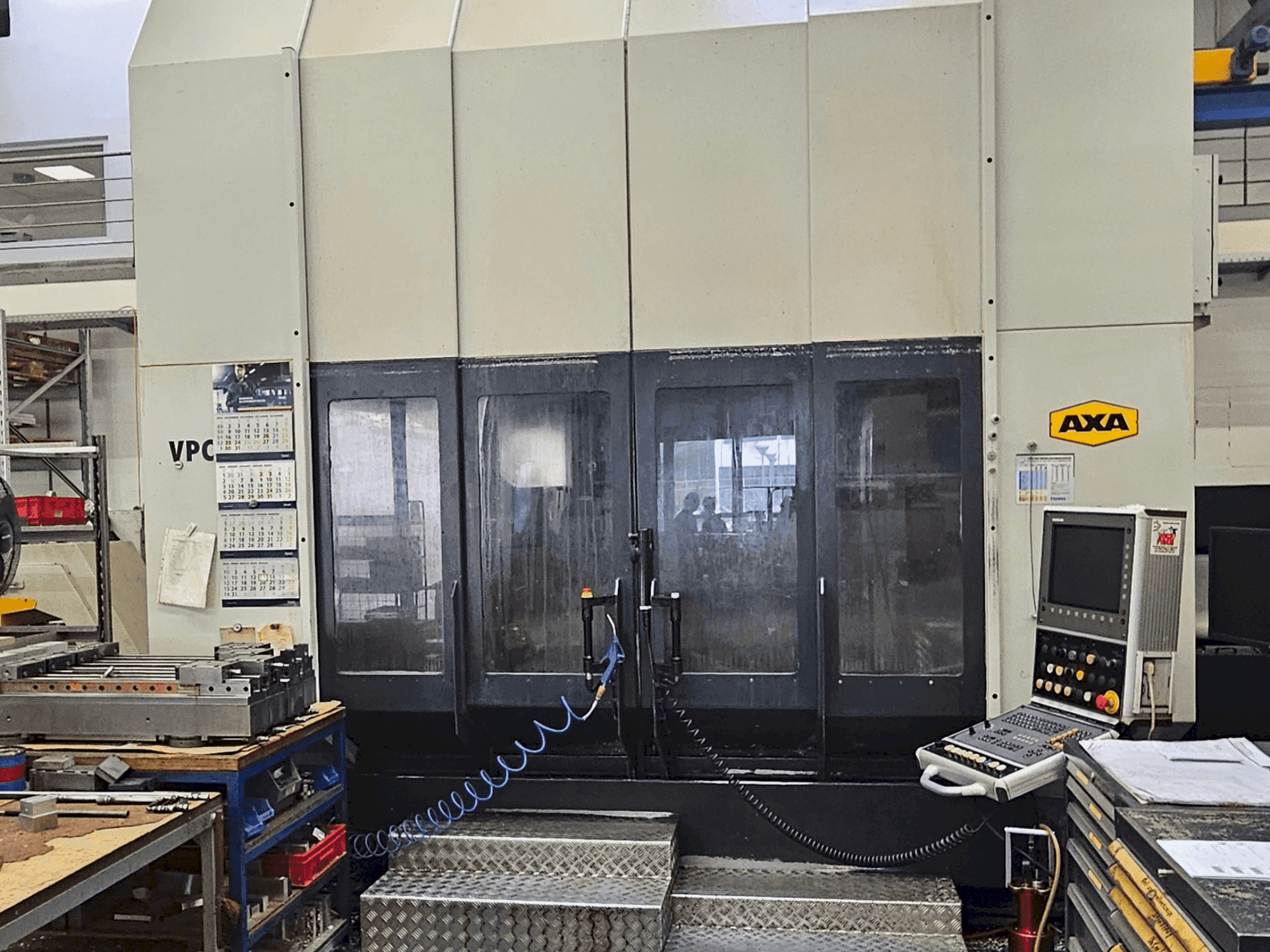 AXA VPC-40-U Mašinos vaizdas iš priekio