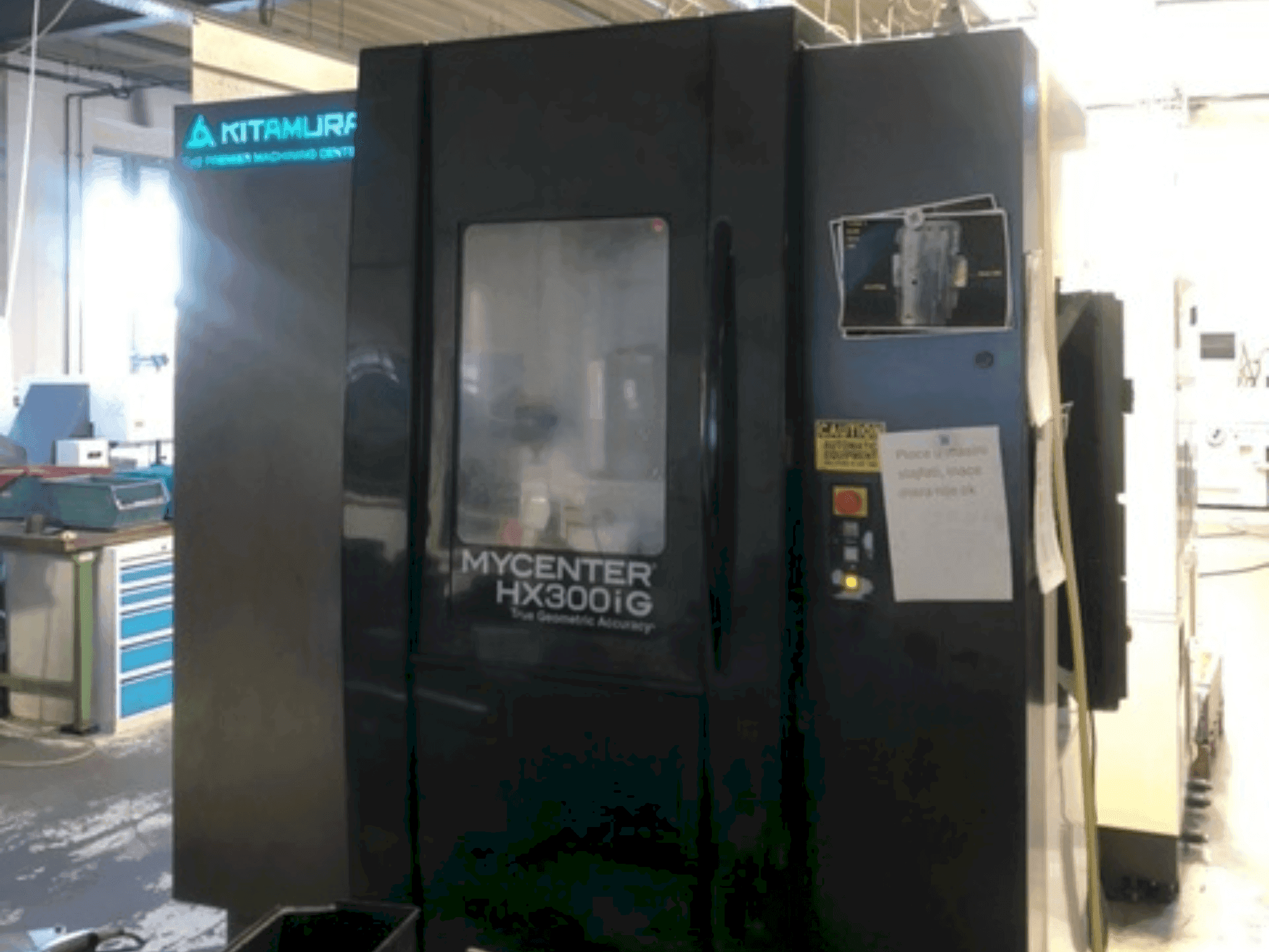 Kitamura HX300iG Mašinos vaizdas iš priekio