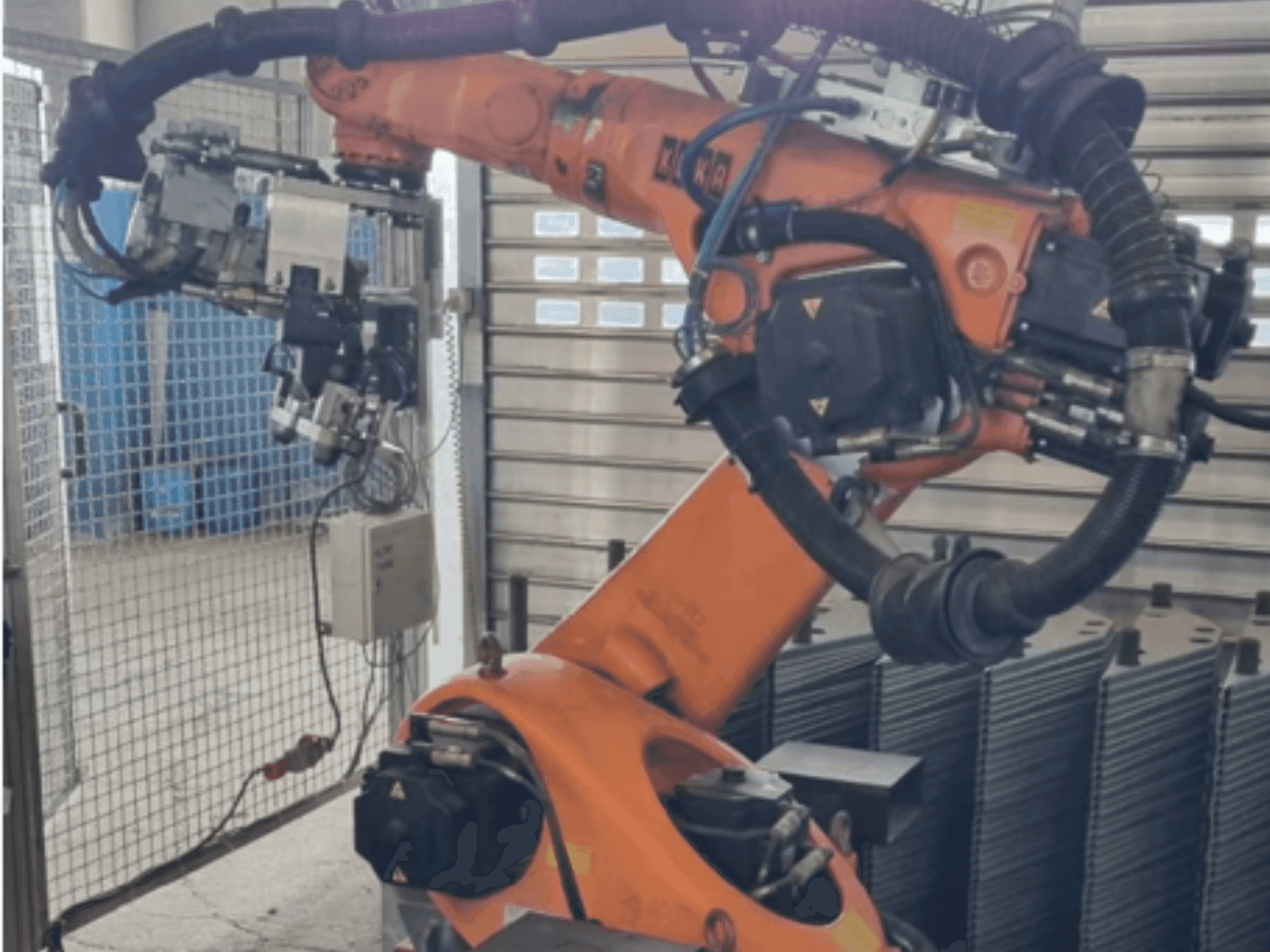 KUKA KR 60-3 Mašinos vaizdas iš priekio
