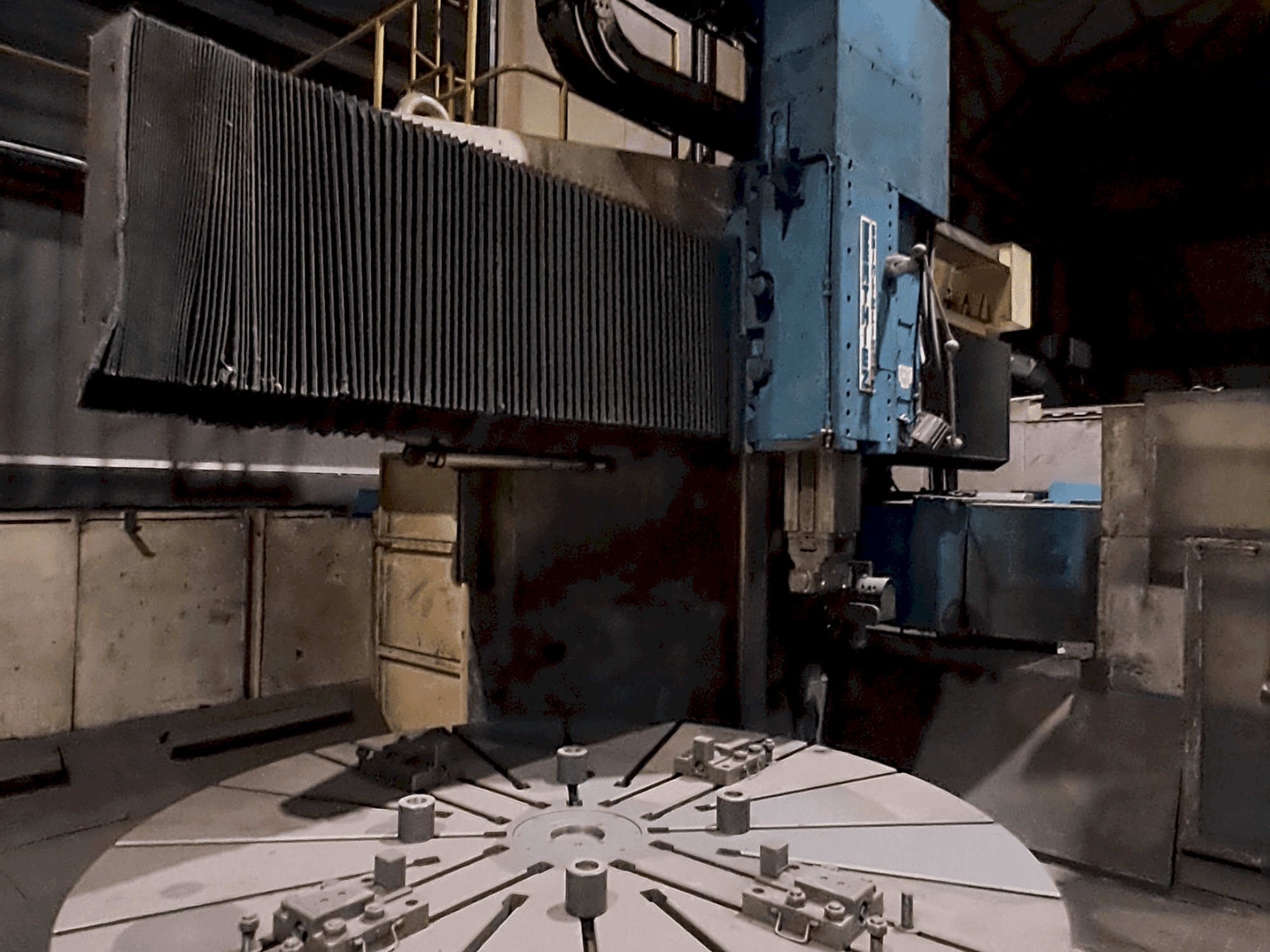 Berthiez TMM 200 (1980) Mašinos vaizdas iš priekio