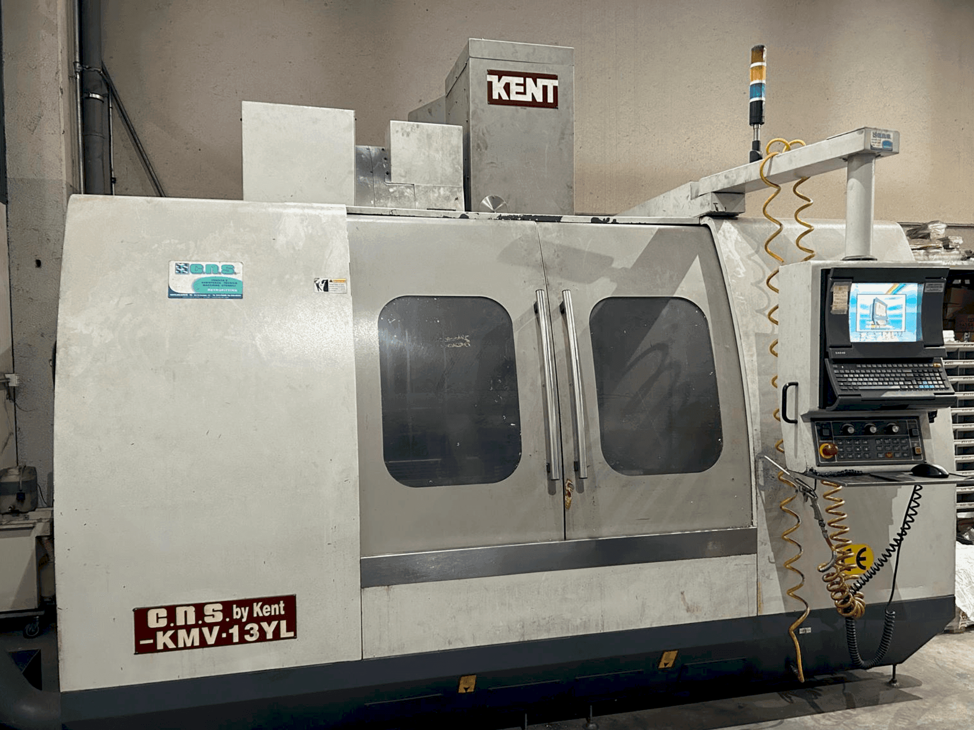 Kent KMV 13 YL Mašinos vaizdas iš priekio