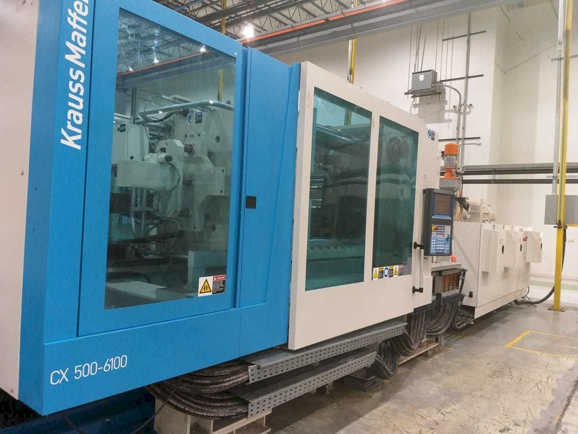 Krauss Maffei 500-6100 CX Mašinos vaizdas iš priekio