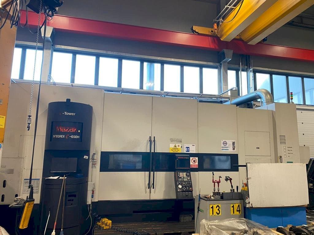 Mazak Integrex E650H x 3000mm Mašinos vaizdas iš priekio