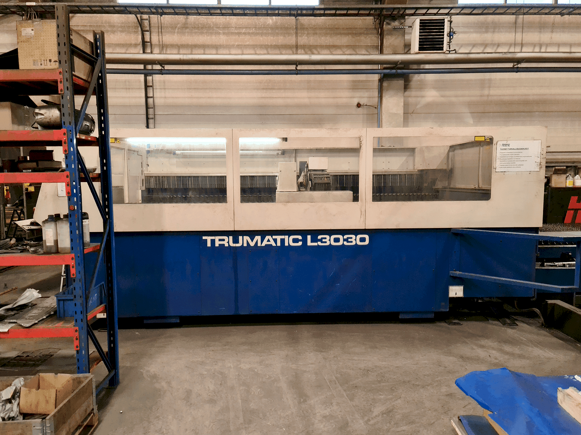 Trumpf Trumatic L3030 4kW Mašinos vaizdas iš priekio