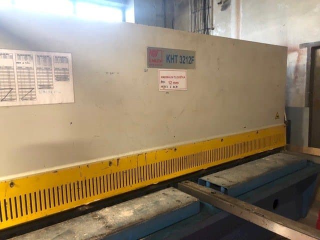 KNUTH KHT 3212 F Mašinos vaizdas iš priekio