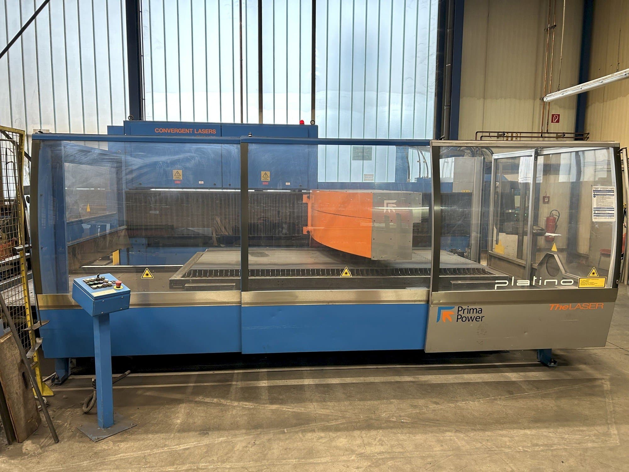 Prima Power Platino 1530 Mašinos vaizdas iš priekio