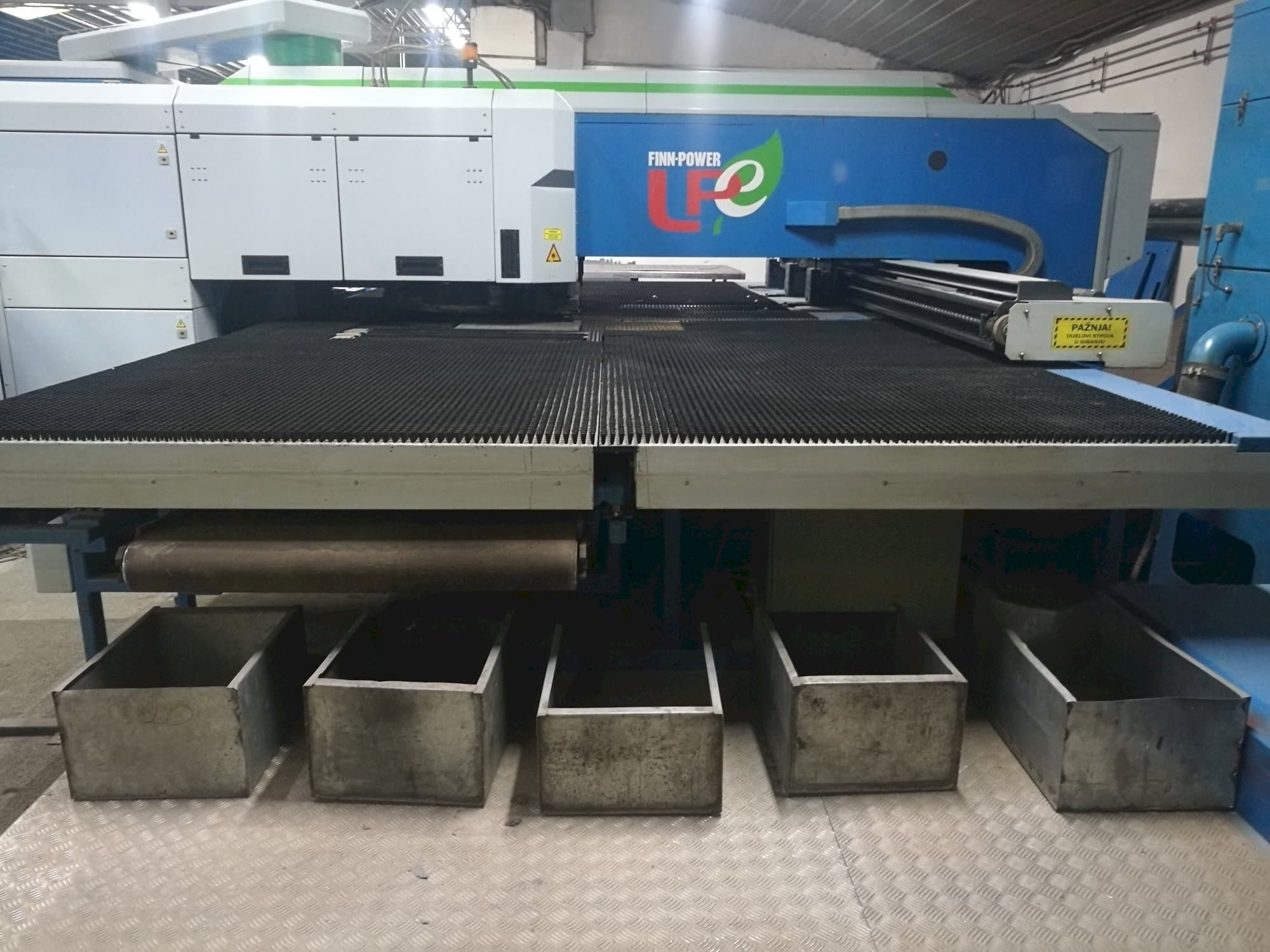 Finn-Power LPE5 SWUH Mašinos vaizdas iš priekio