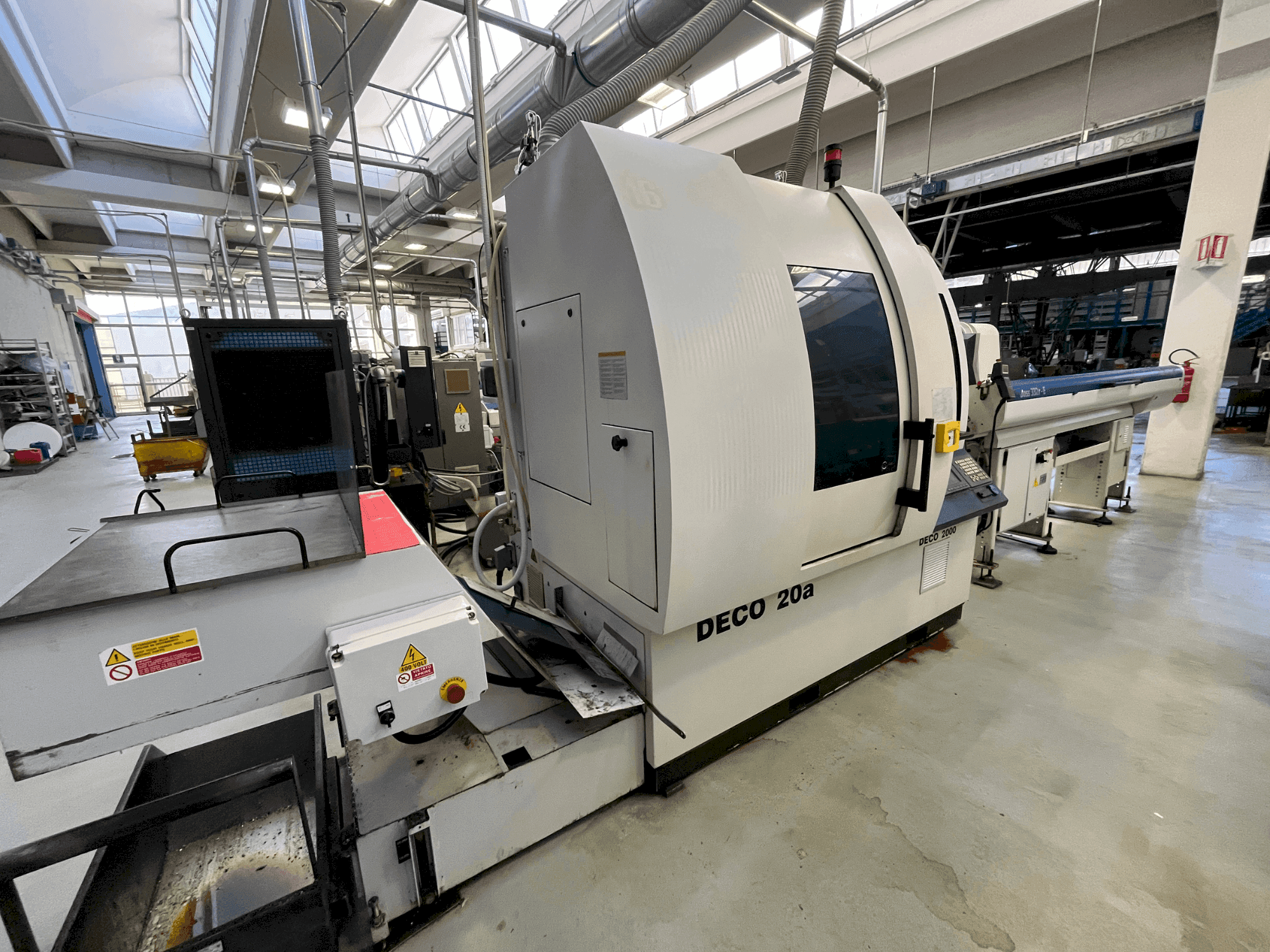 TORNOS DECO 20A Mašinos vaizdas iš priekio