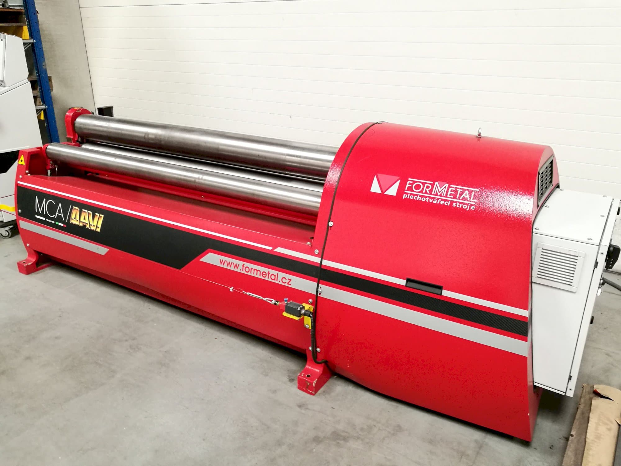 Davi MCA 2017 Mašinos dešinės pusės vaizdas