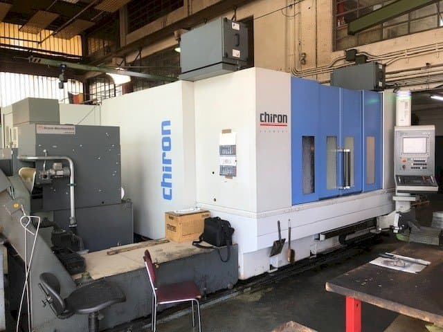 CHIRON Mill 2000 Mašinos vaizdas iš priekio