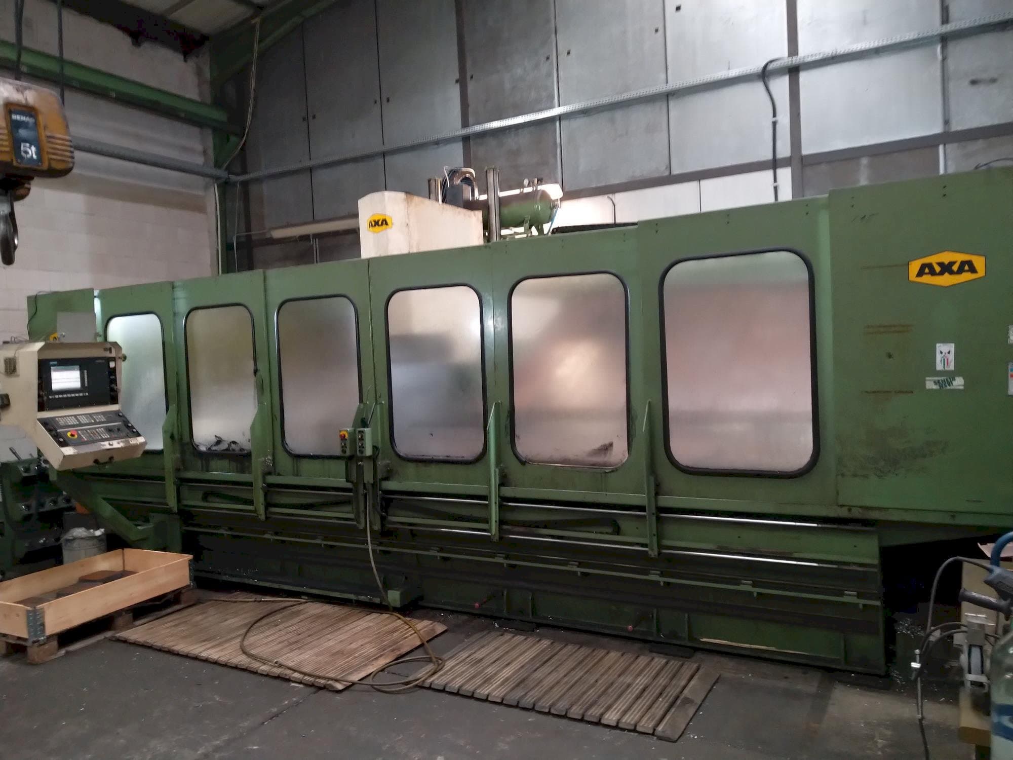 AXA VSC 5000-m Mašinos vaizdas iš priekio