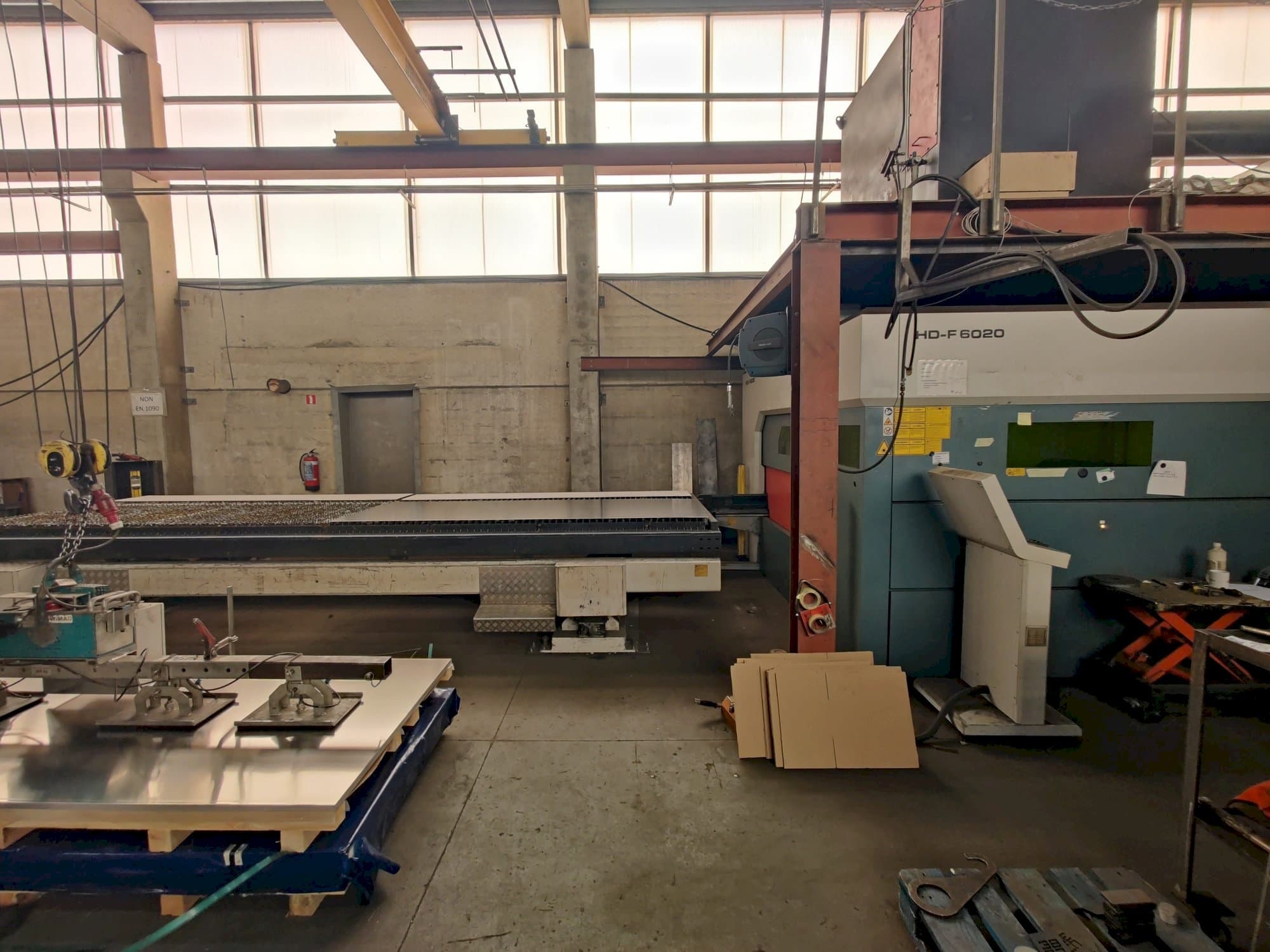 Durma HD-F 6020 III Mašinos vaizdas iš priekio