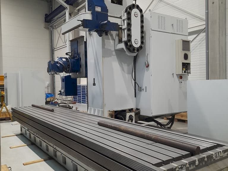 CME FCM 6000 Mašinos vaizdas iš priekio