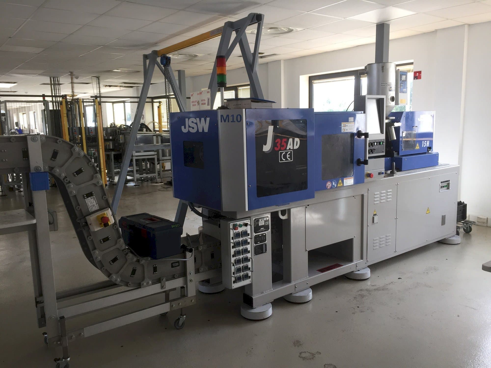 JSW J 35 AD 15 H Mašinos vaizdas iš priekio