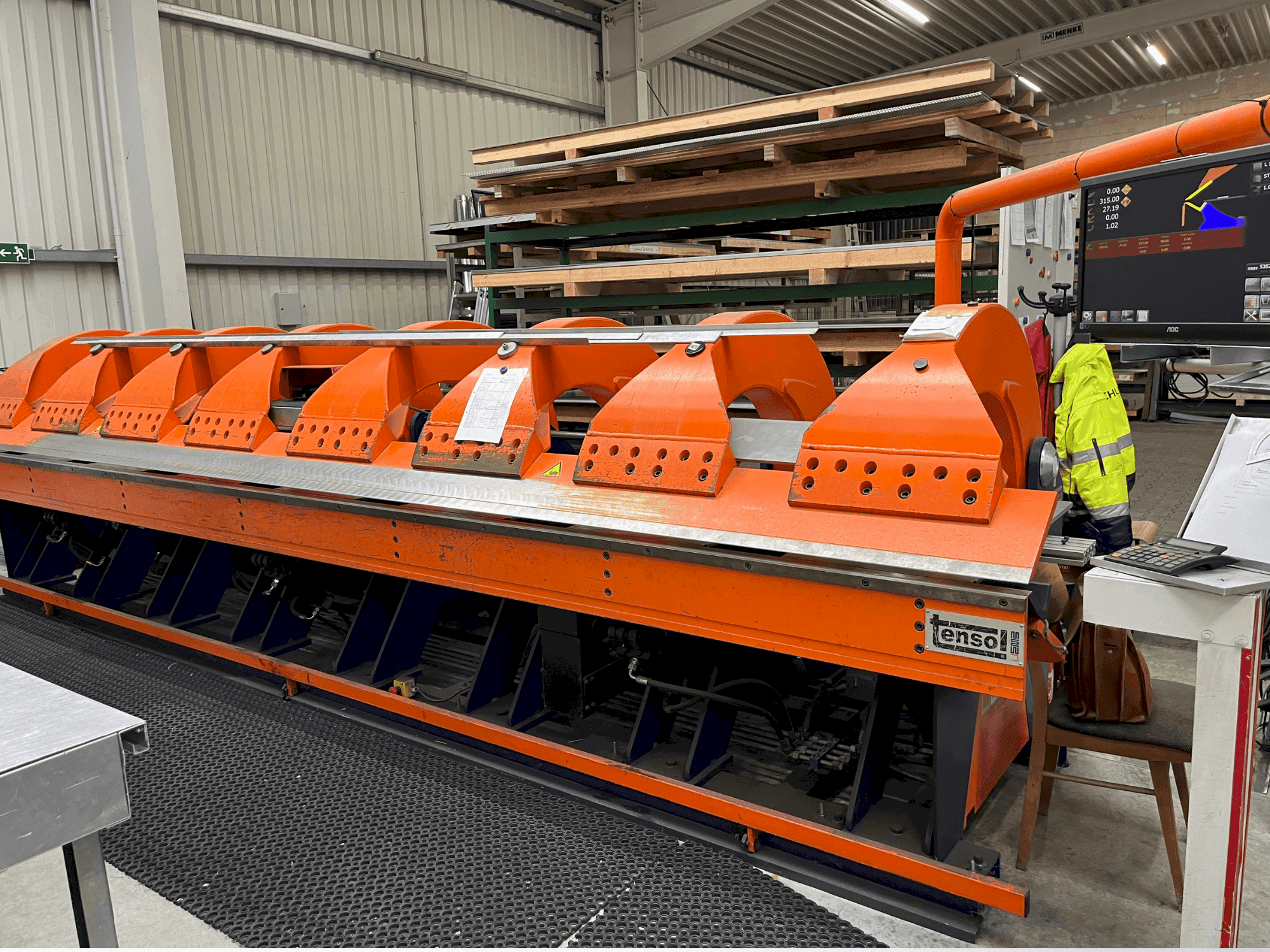 OEMB H200.60 Mašinos vaizdas iš priekio