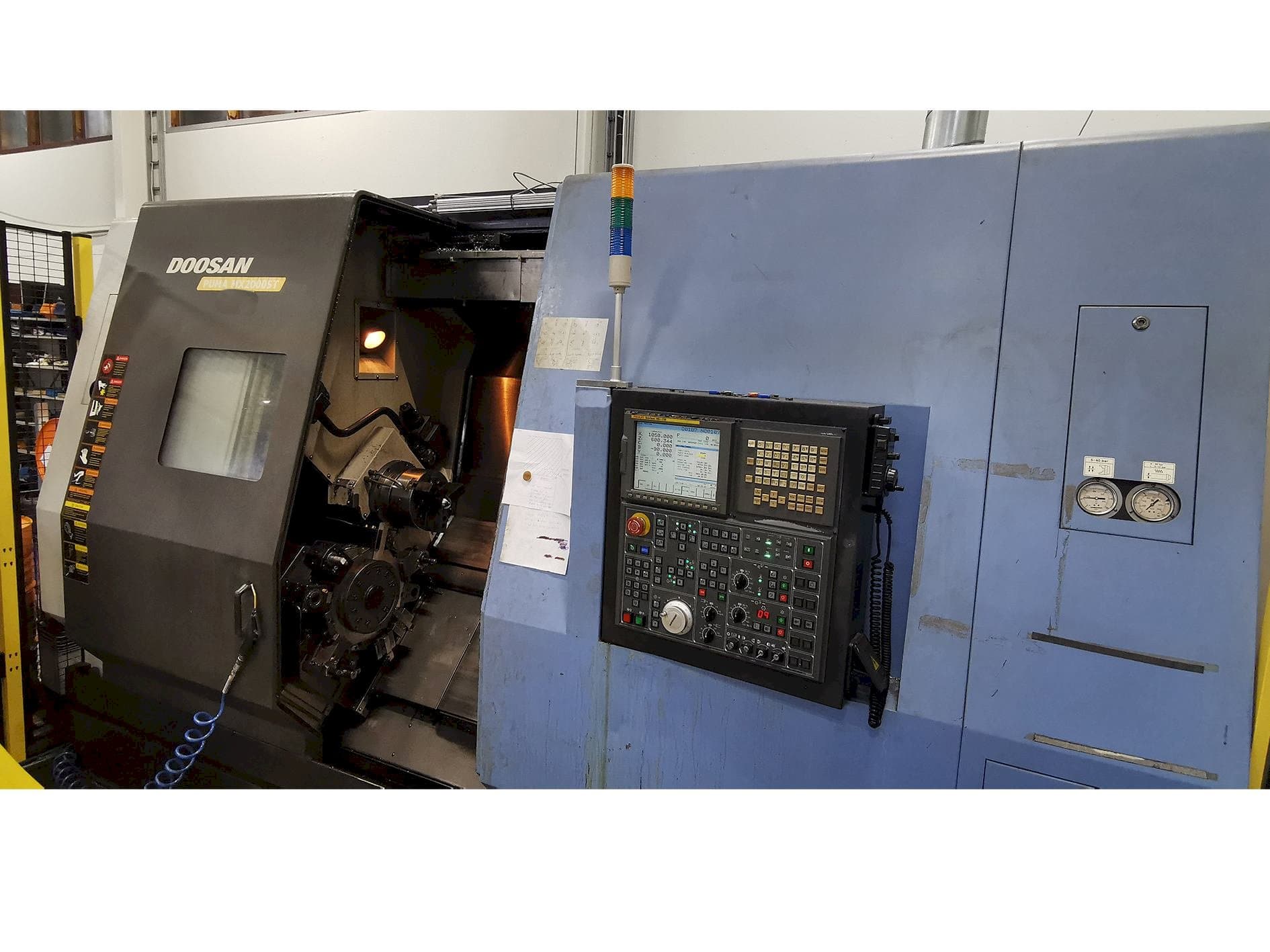 Doosan Puma MX 2000 ST Mašinos vaizdas iš priekio