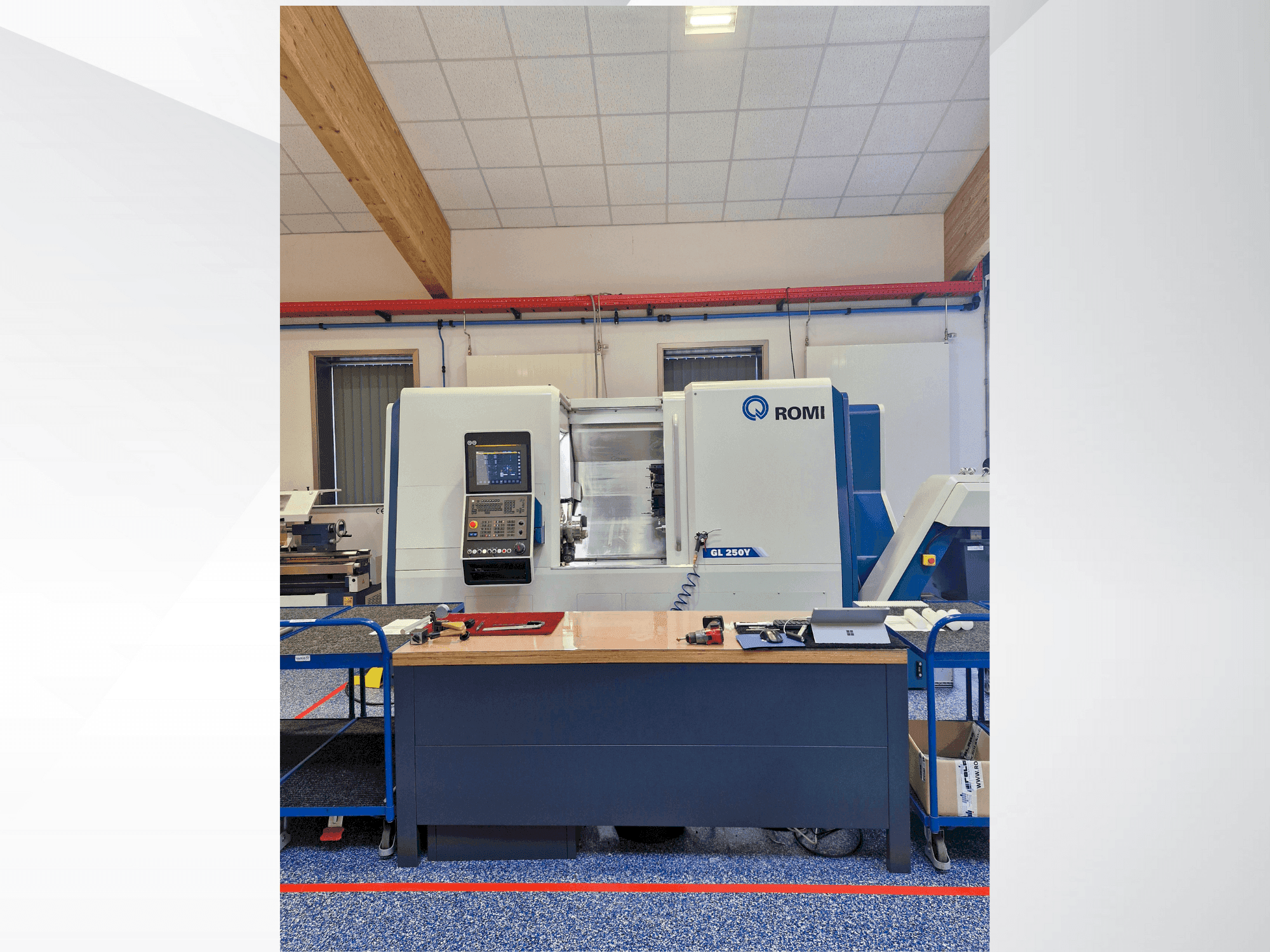 Romi GL 250 Mašinos vaizdas iš priekio