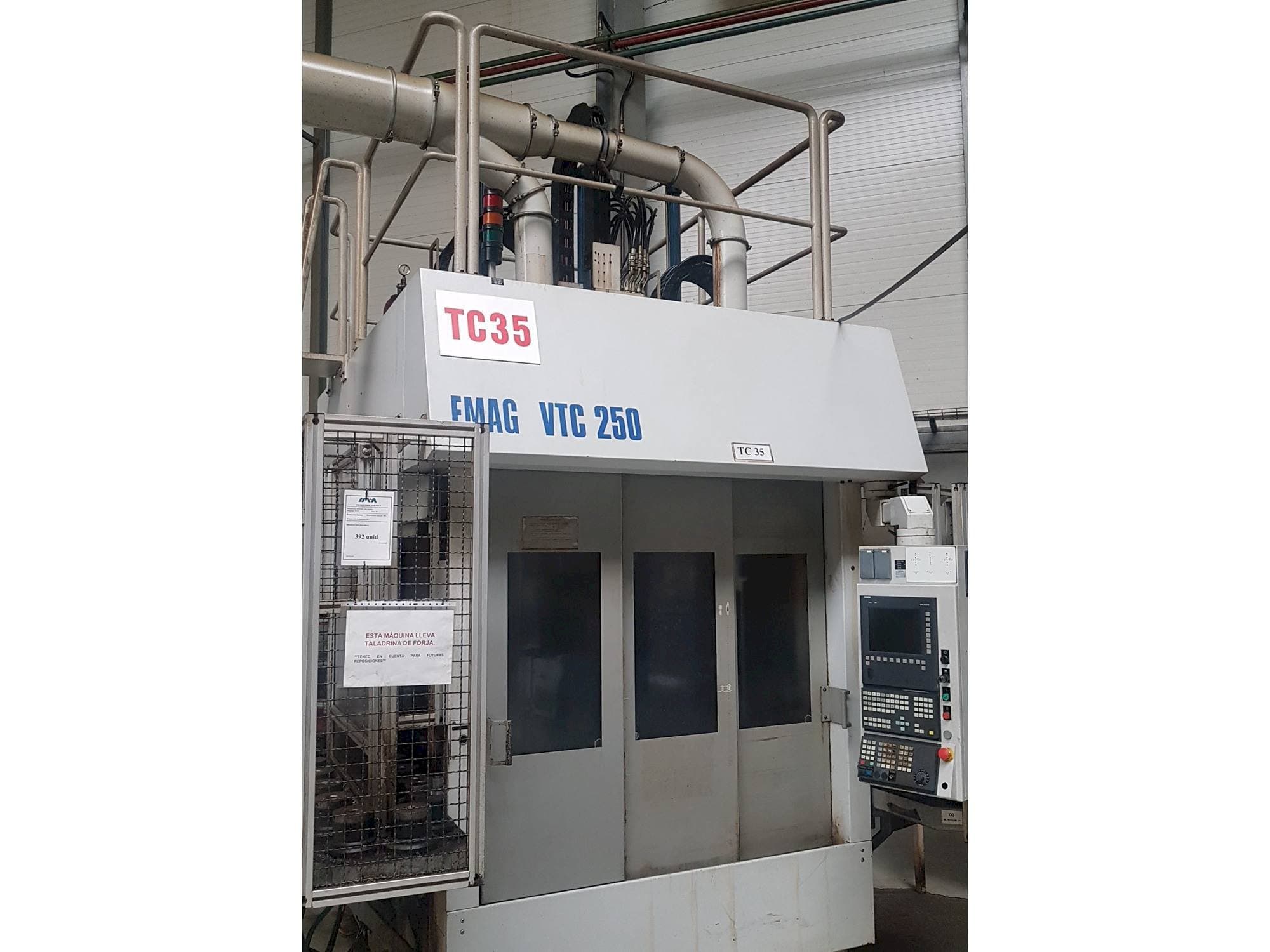 EMAG VTC 250 Mašinos vaizdas iš priekio